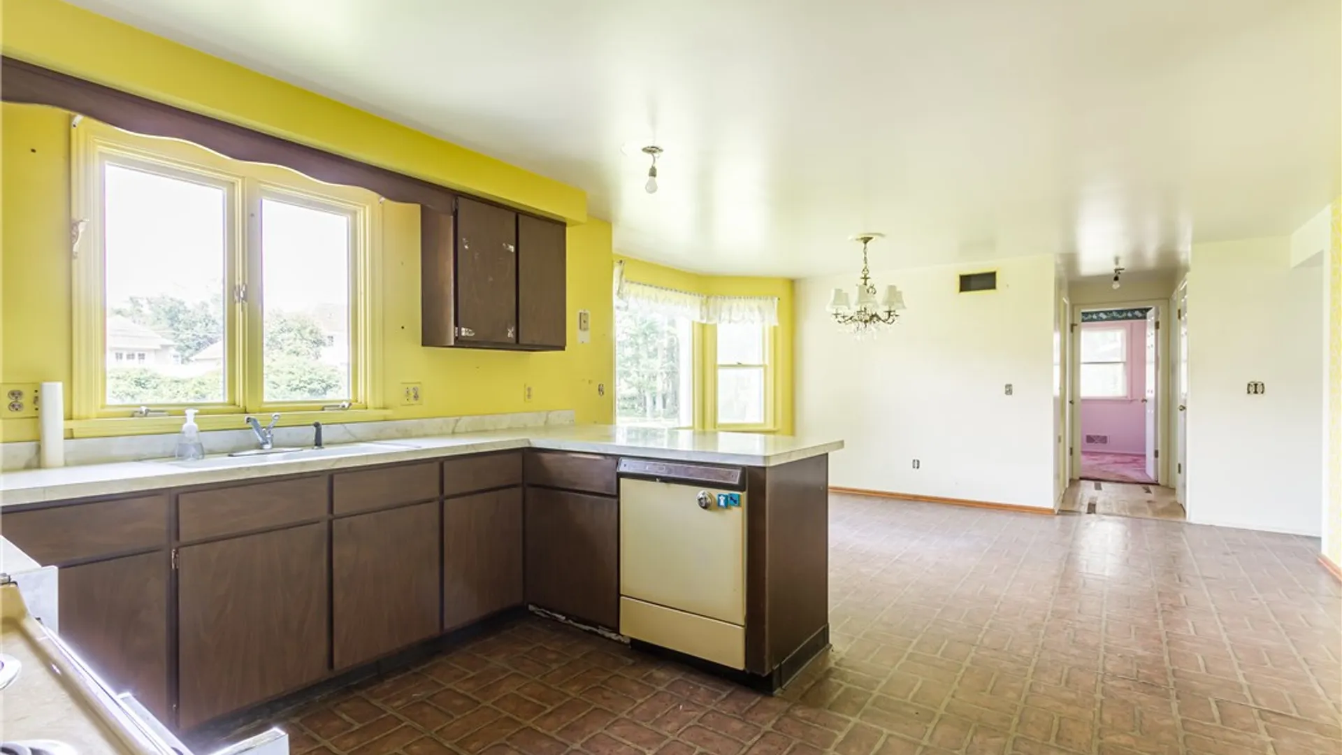 Property at 145 Timberline Dr, Penfield, NY 14526 7