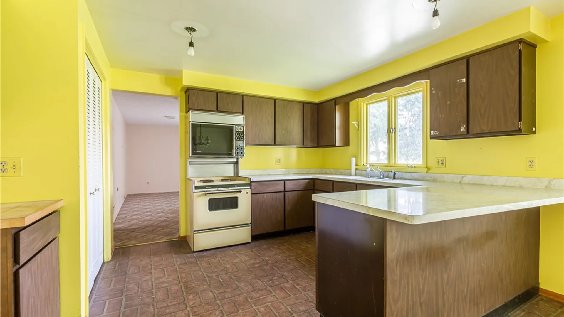 Property at 145 Timberline Dr, Penfield, NY 14526 8