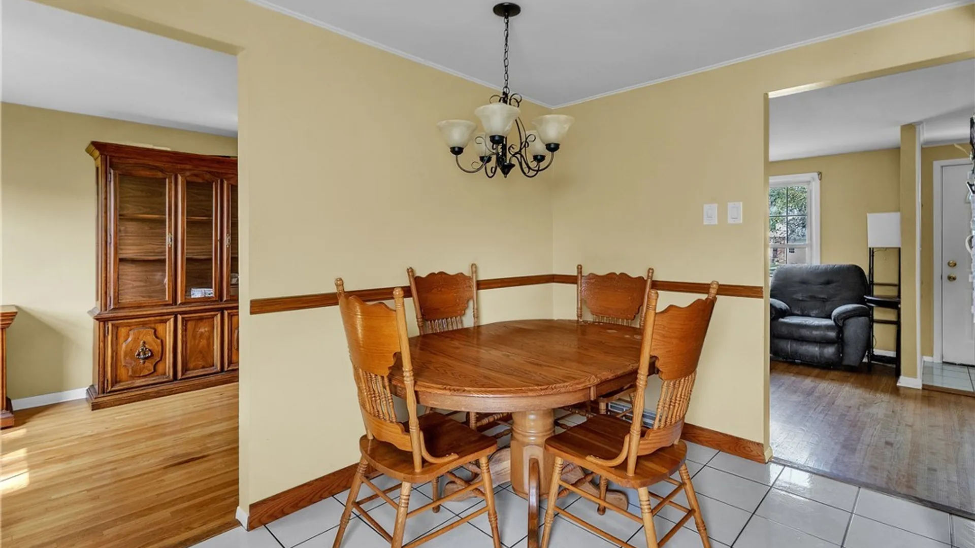 Property at 229 Willow Ridge Drive, Amherst, NY 14228 6