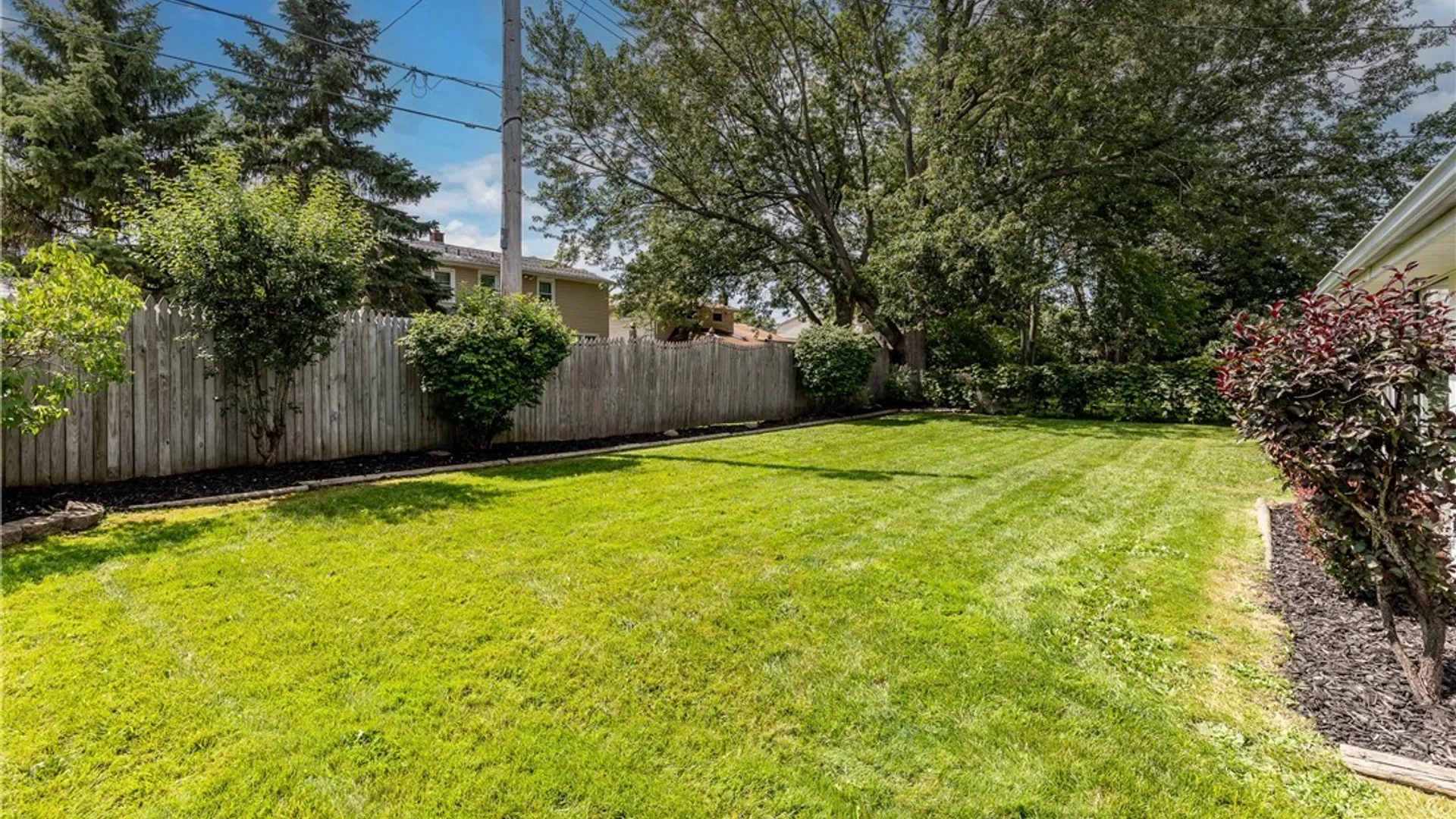 Property at 229 Willow Ridge Drive, Amherst, NY 14228 31