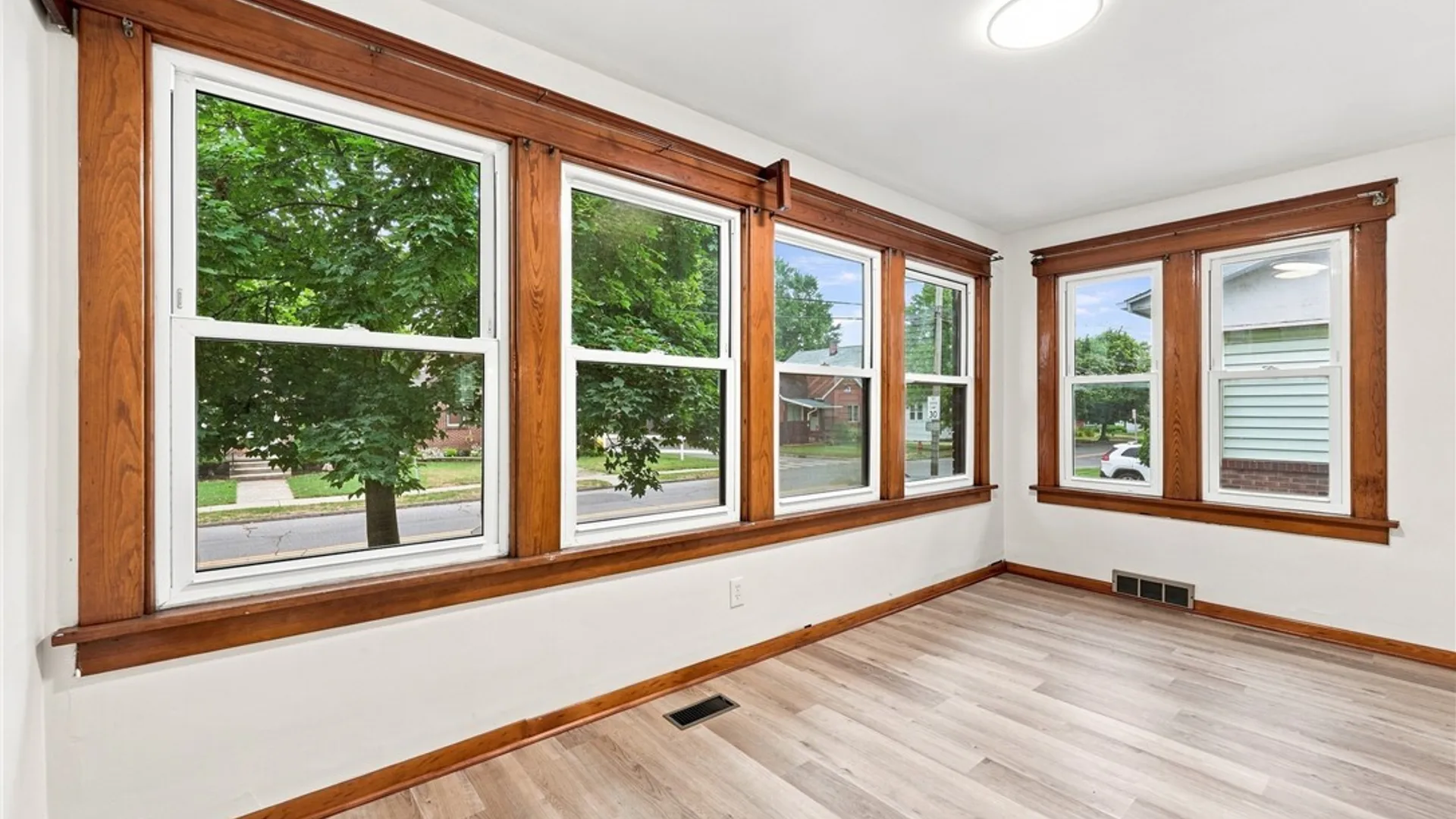 Property at 1062 Tifft Street, Buffalo, NY 14220 10