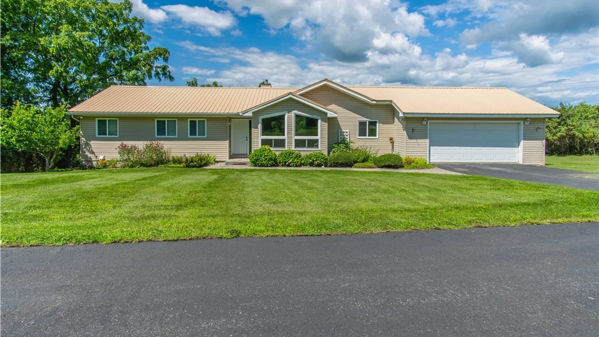 Property at 27747 Water Street, Lyme, NY 13622 9