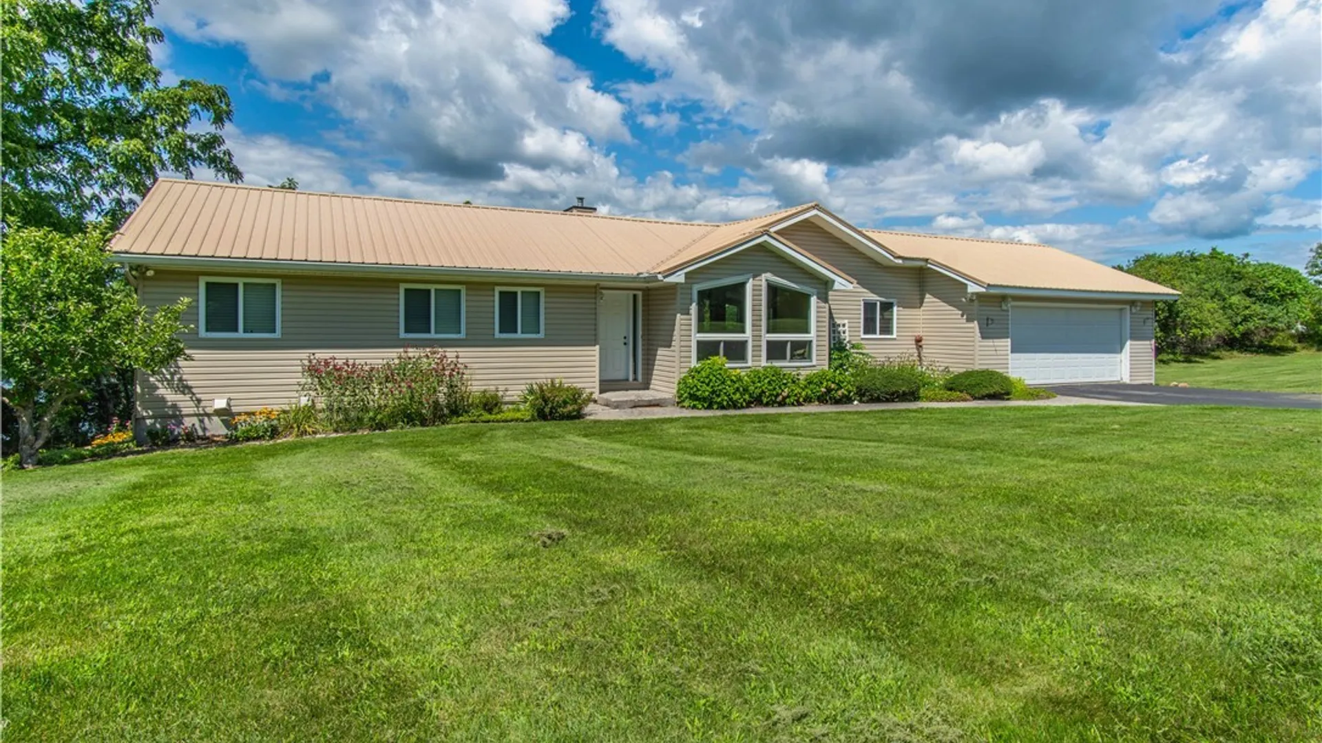 Property at 27747 Water Street, Lyme, NY 13622 10