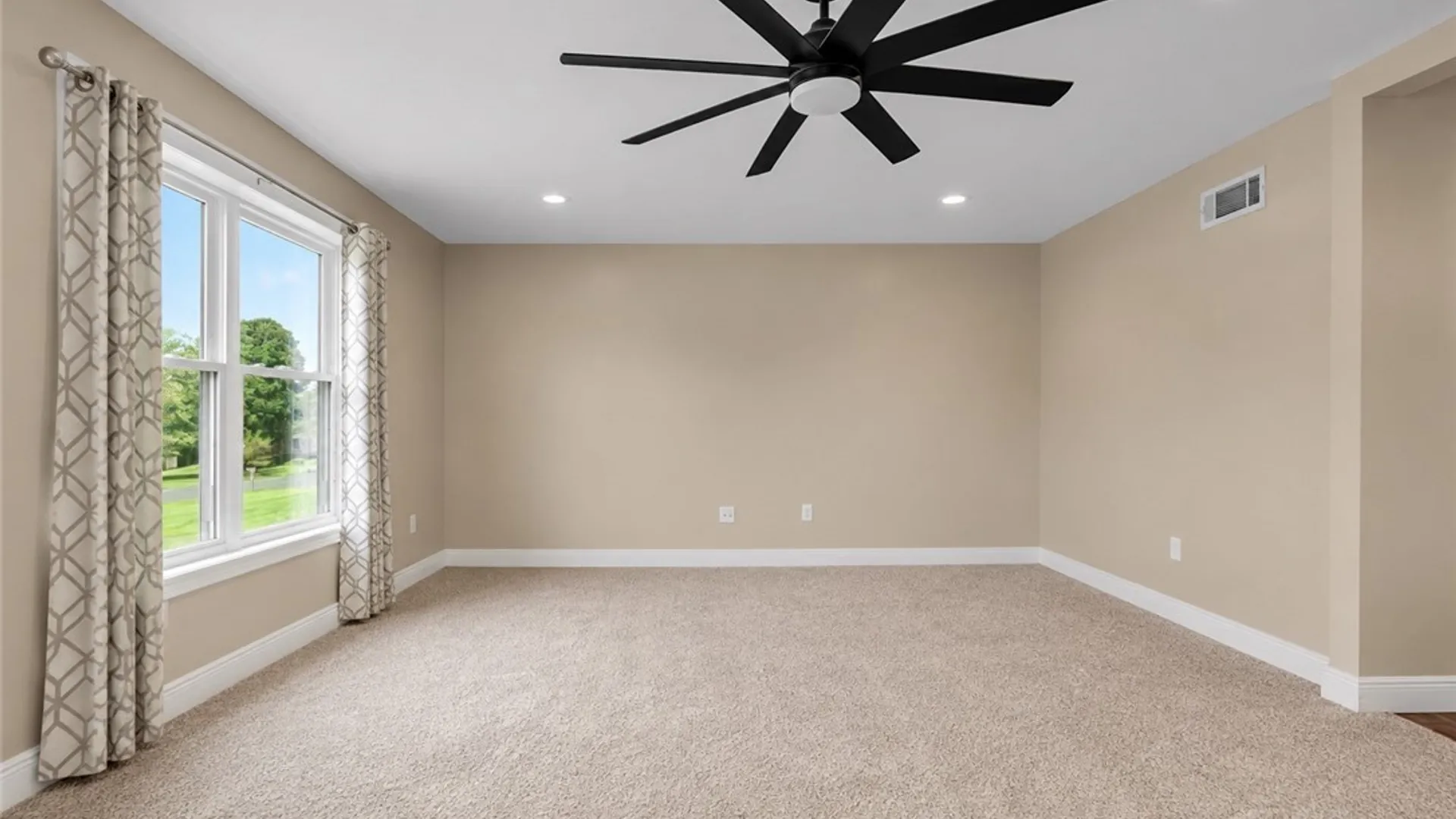 Property at 6455 Salt Road, Clarence, NY 14031 10