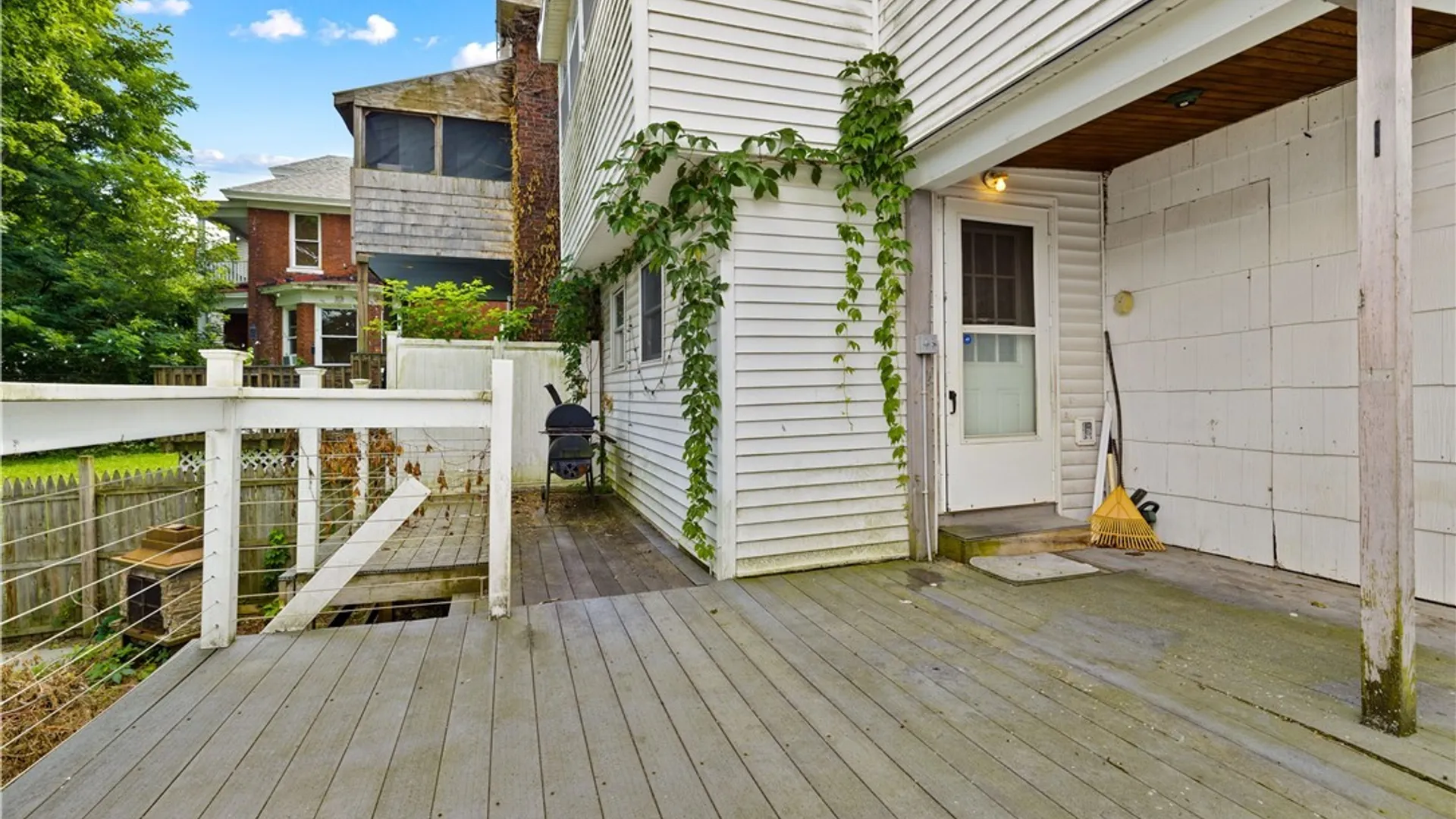 Property at 25 Prospect Street, Utica, NY 13501 4
