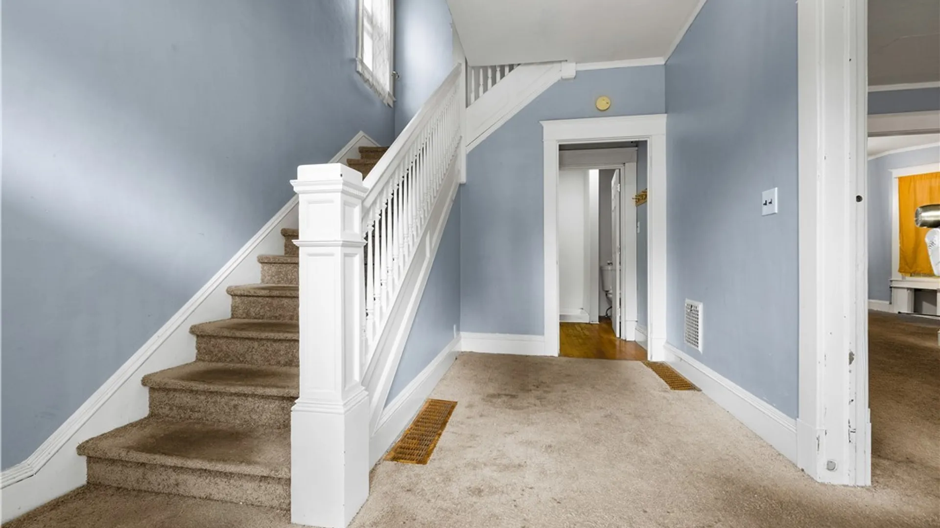 Property at 25 Prospect Street, Utica, NY 13501 5
