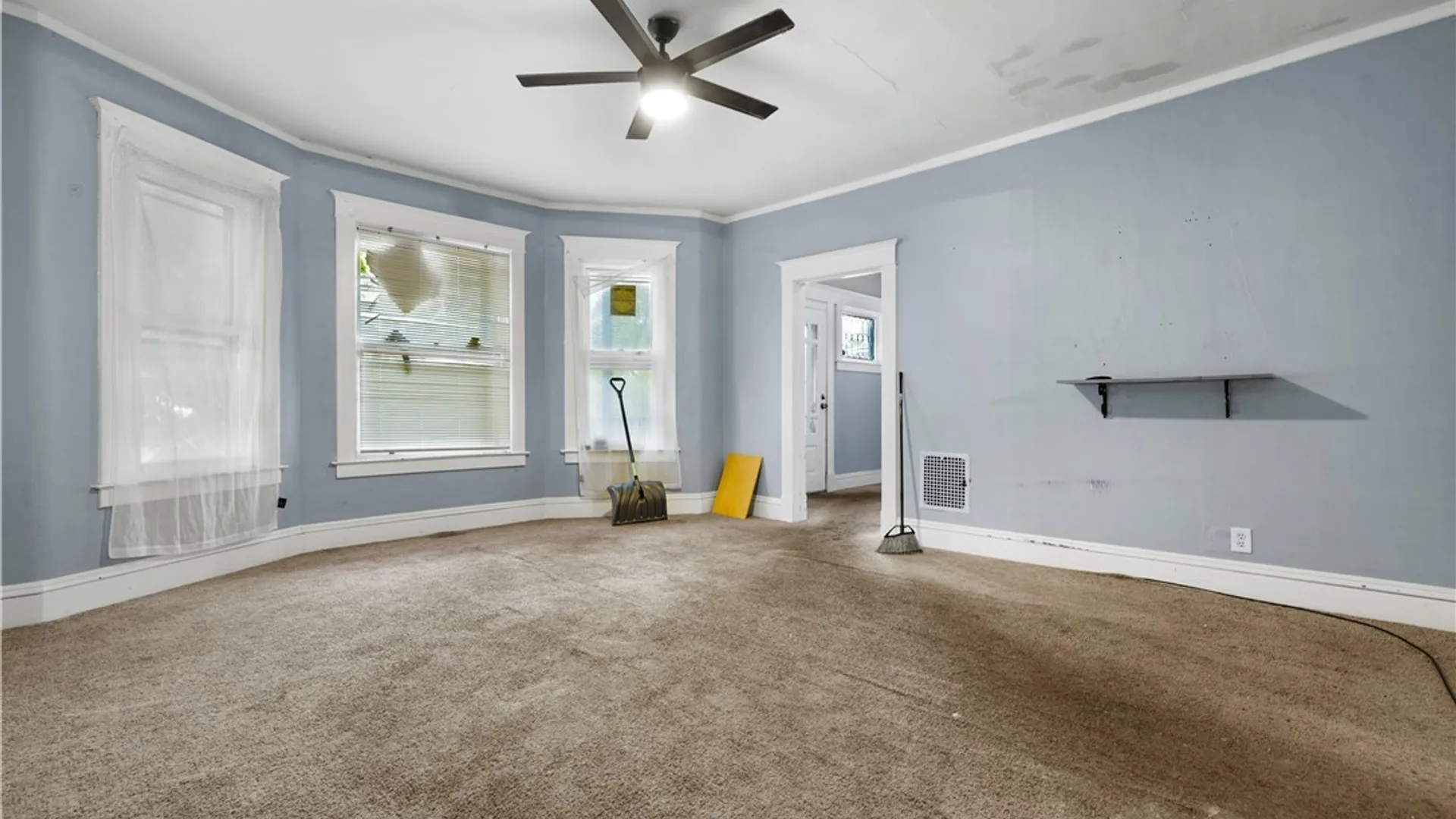 Property at 25 Prospect Street, Utica, NY 13501 8