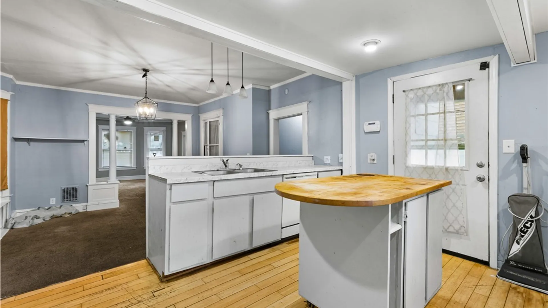 Property at 25 Prospect Street, Utica, NY 13501 12