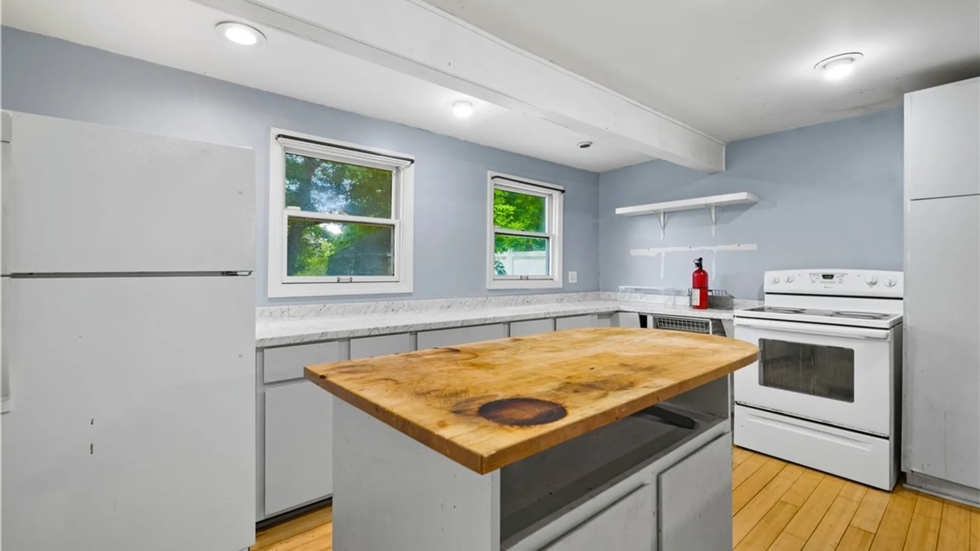 Property at 25 Prospect Street, Utica, NY 13501 14