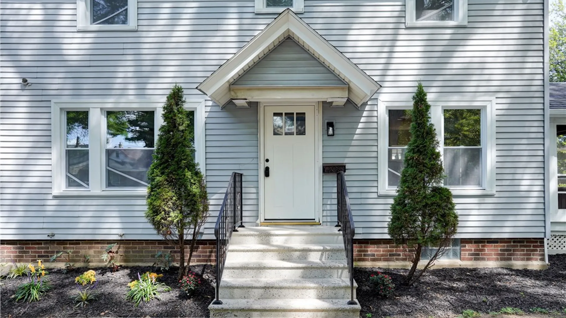 Property at 162 Merchants Road, Rochester, NY 14609 5