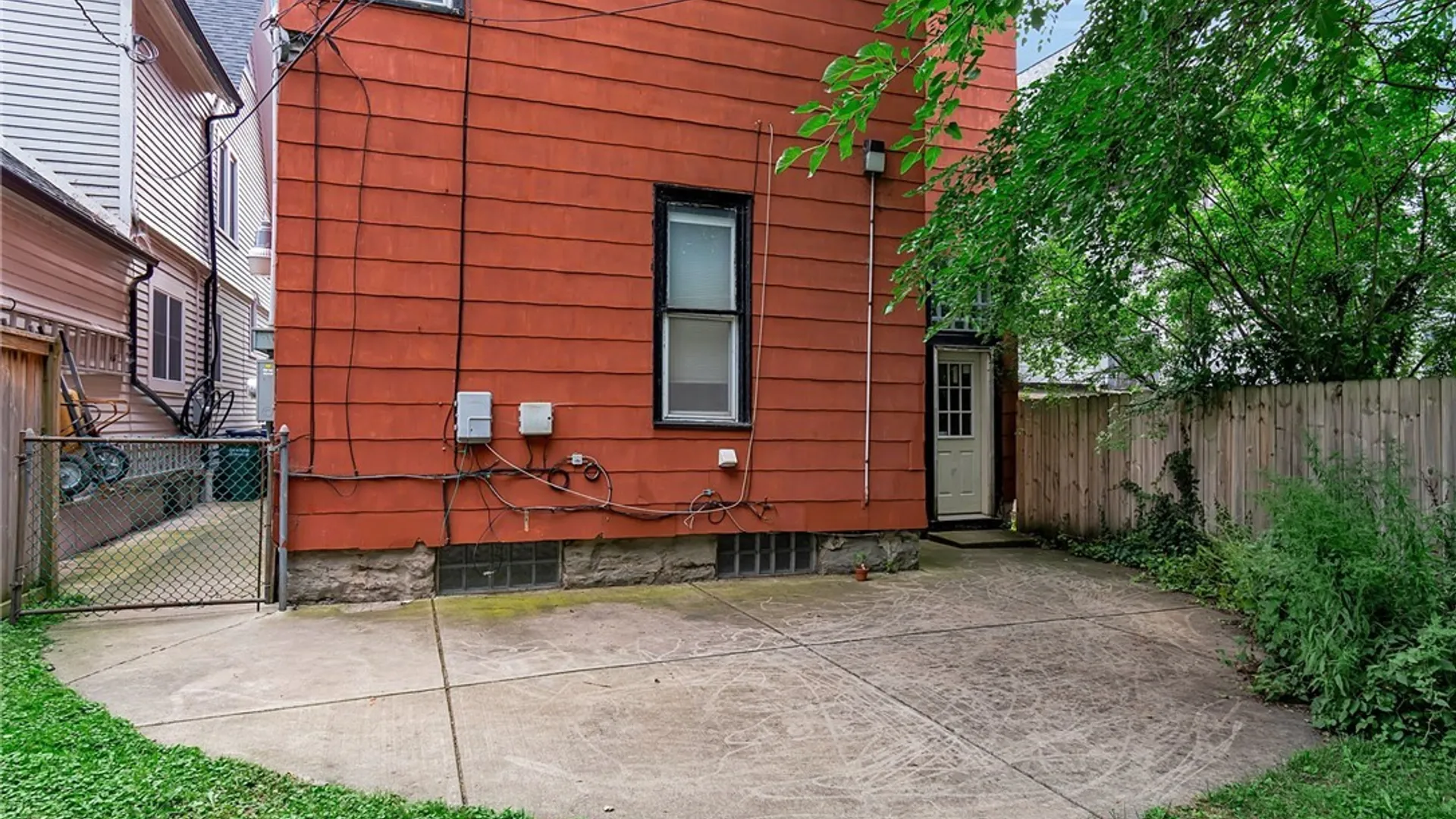 Property at 22 Anderson Place, Buffalo, NY 14222 24