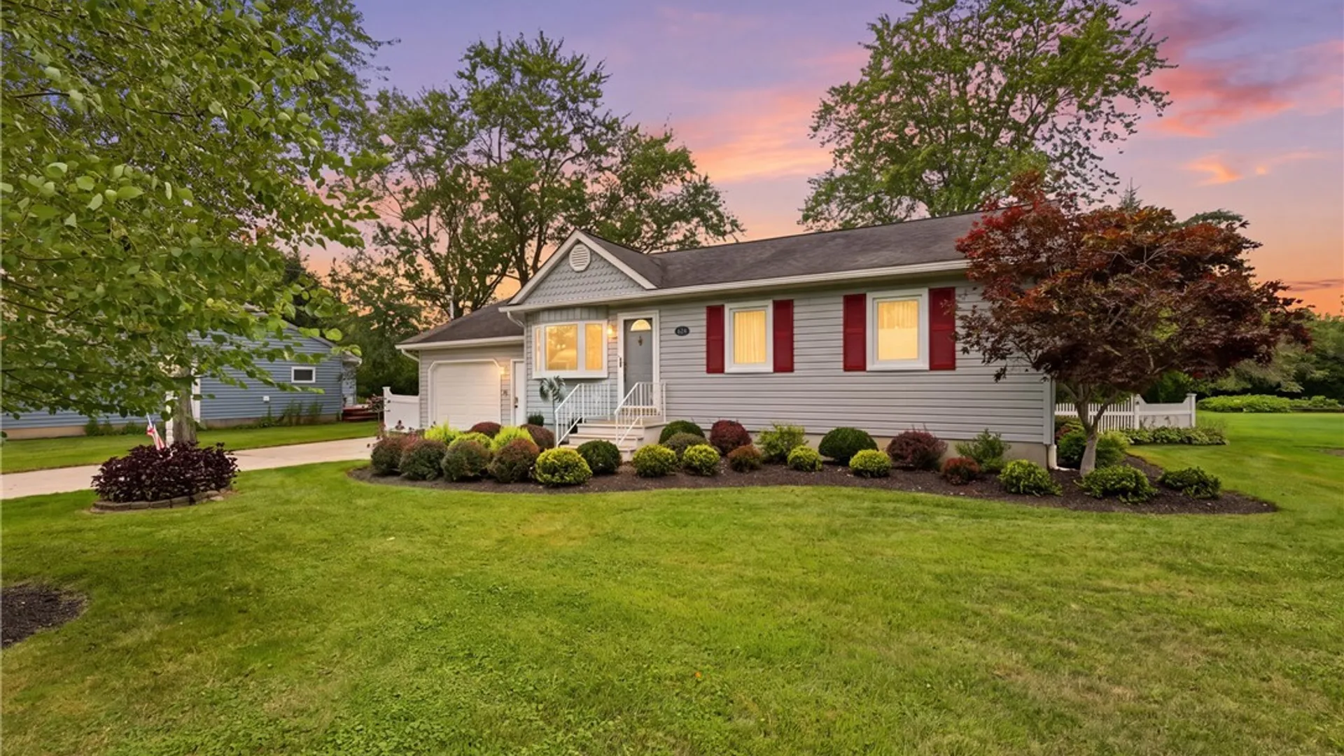 Property at 624 Alt Boulevard, Grand Island, NY 14072 4