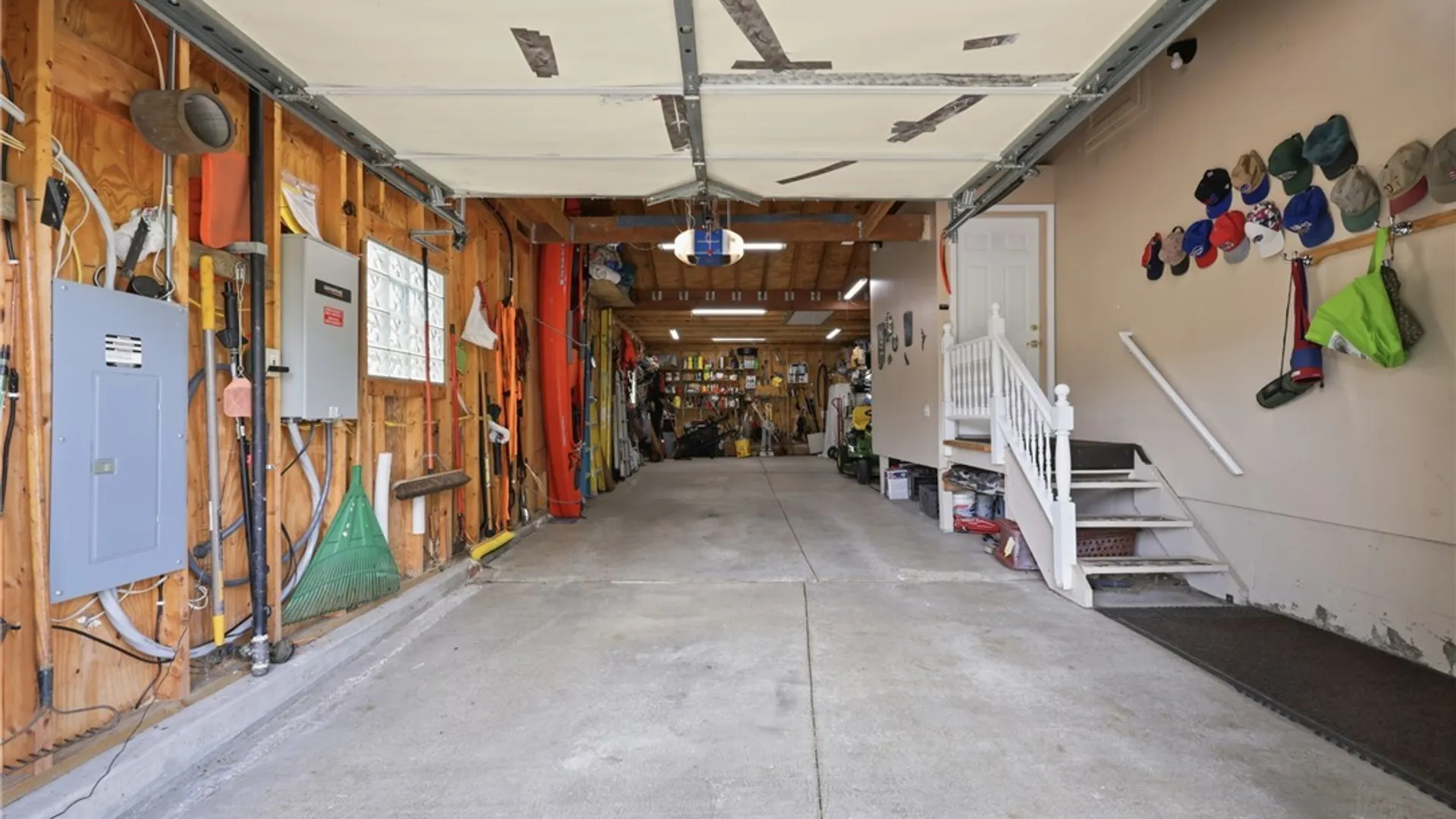 Property at 624 Alt Boulevard, Grand Island, NY 14072 34