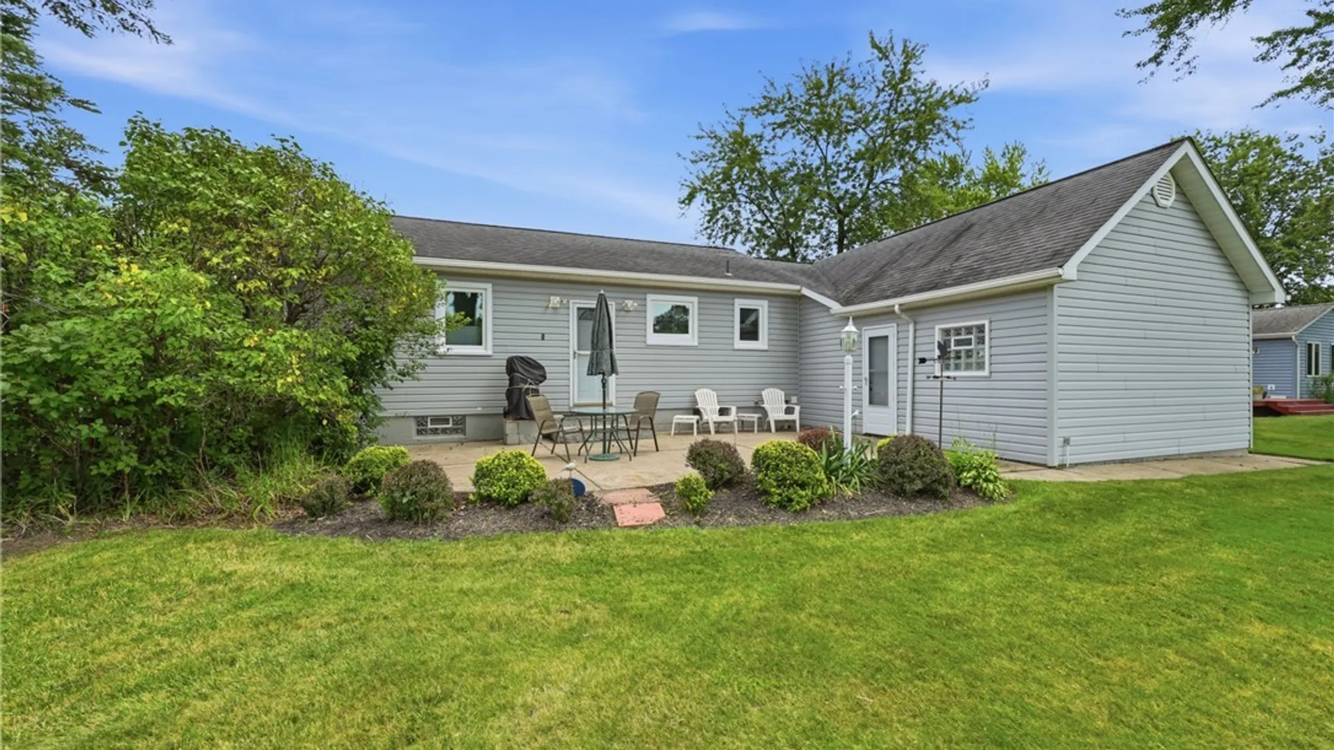 Property at 624 Alt Boulevard, Grand Island, NY 14072 37