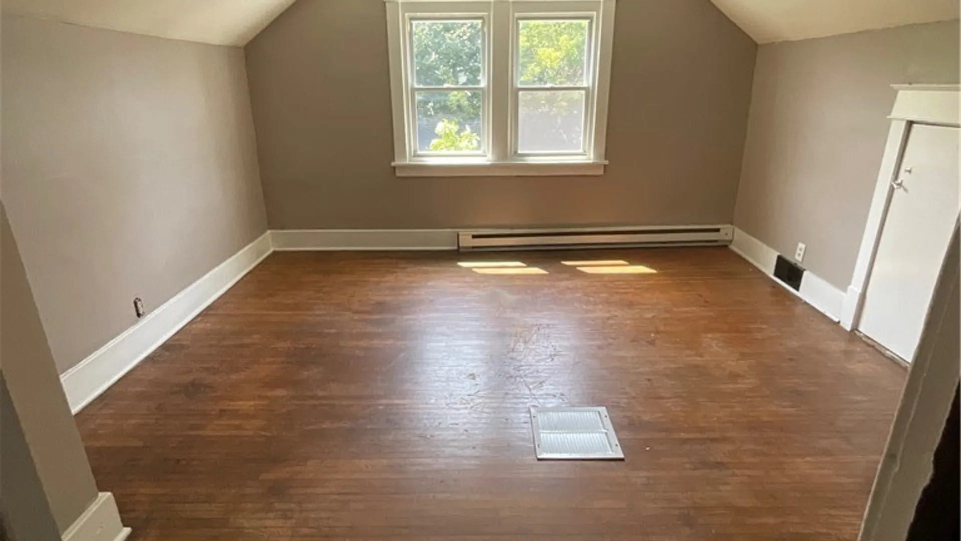 Property at 141 Shirley Avenue, Buffalo, NY 14215 9