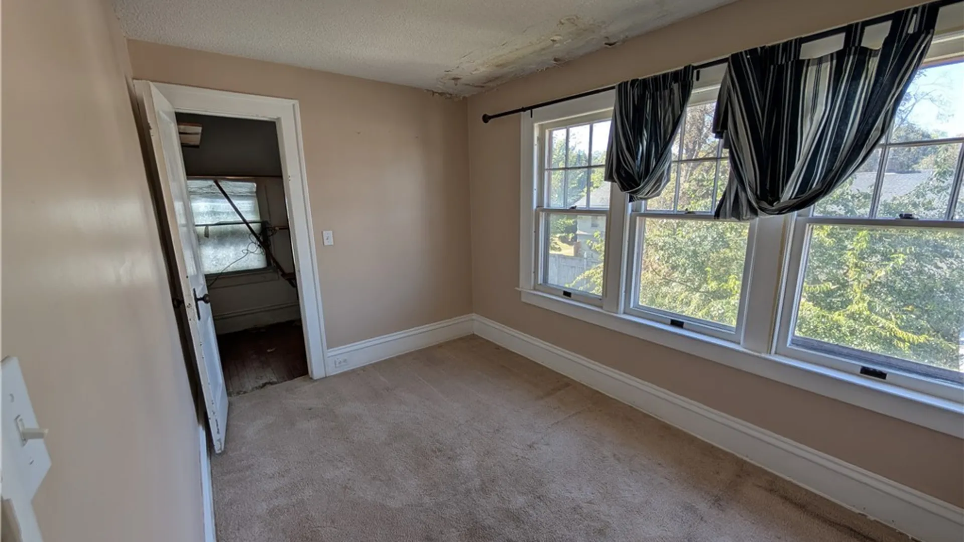Property at 140 Maple Street, Jamestown, NY 14701 25