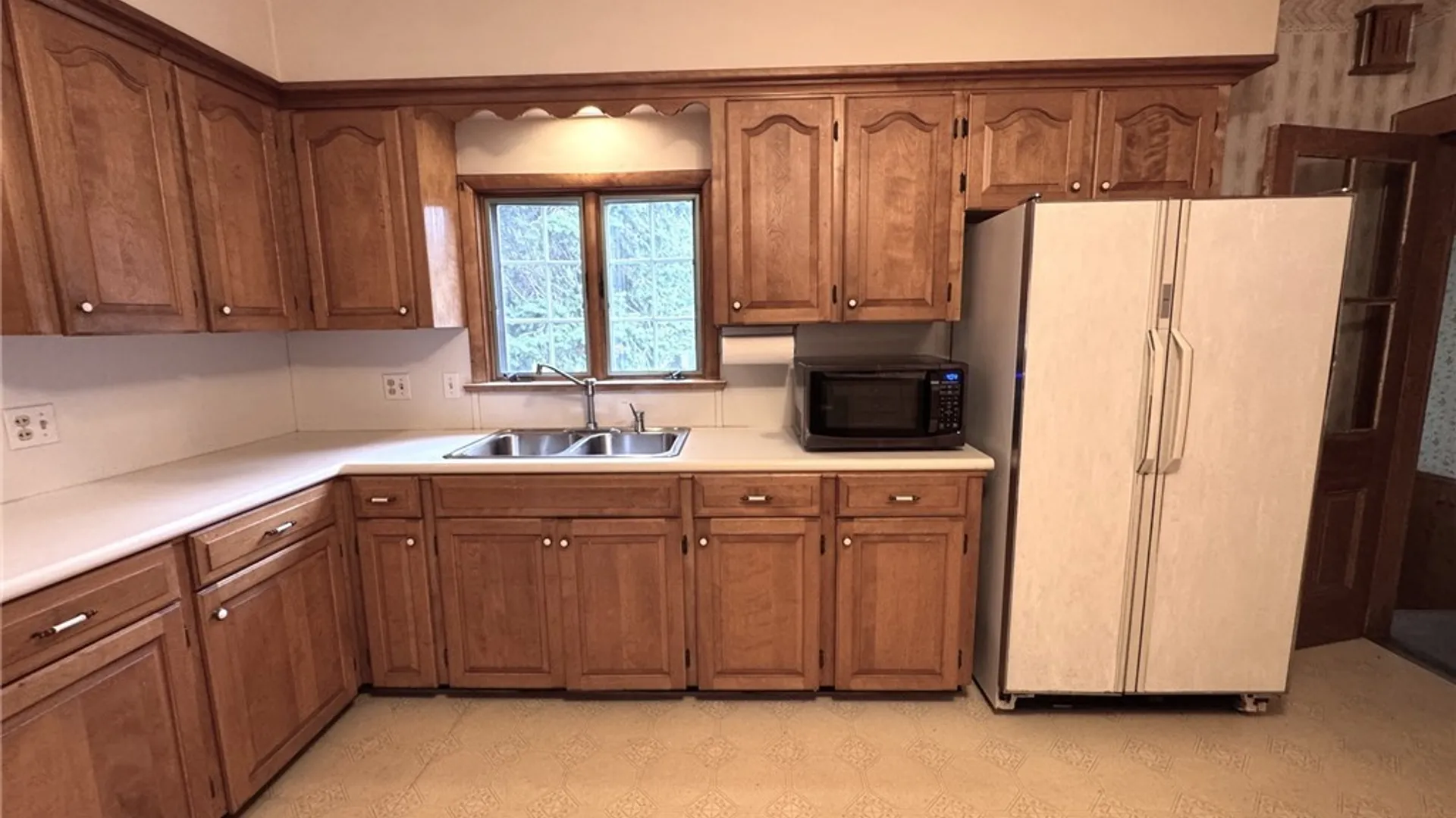 Property at 732 Park Avenue, Dunkirk, NY 14048 16