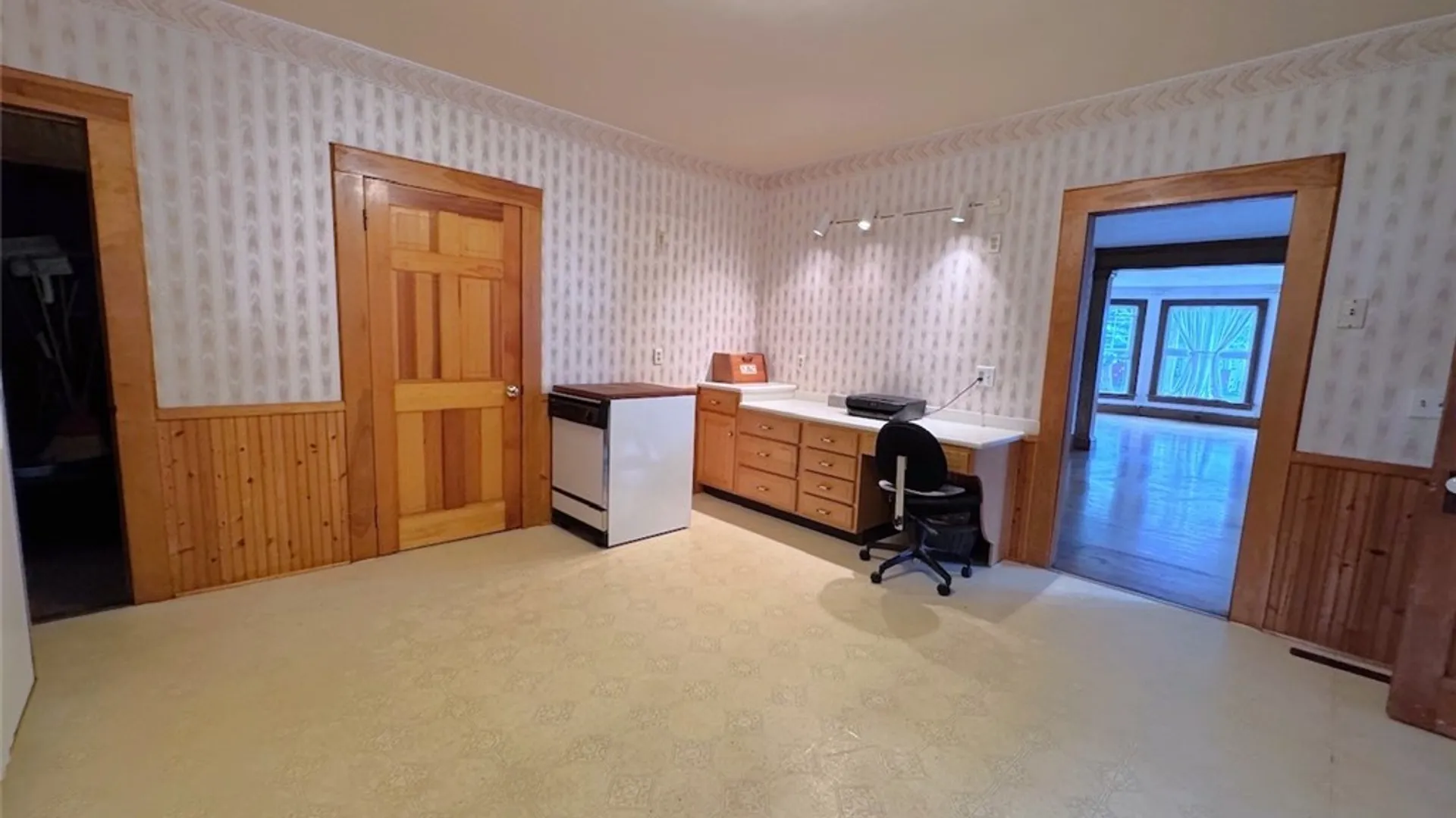 Property at 732 Park Avenue, Dunkirk, NY 14048 18
