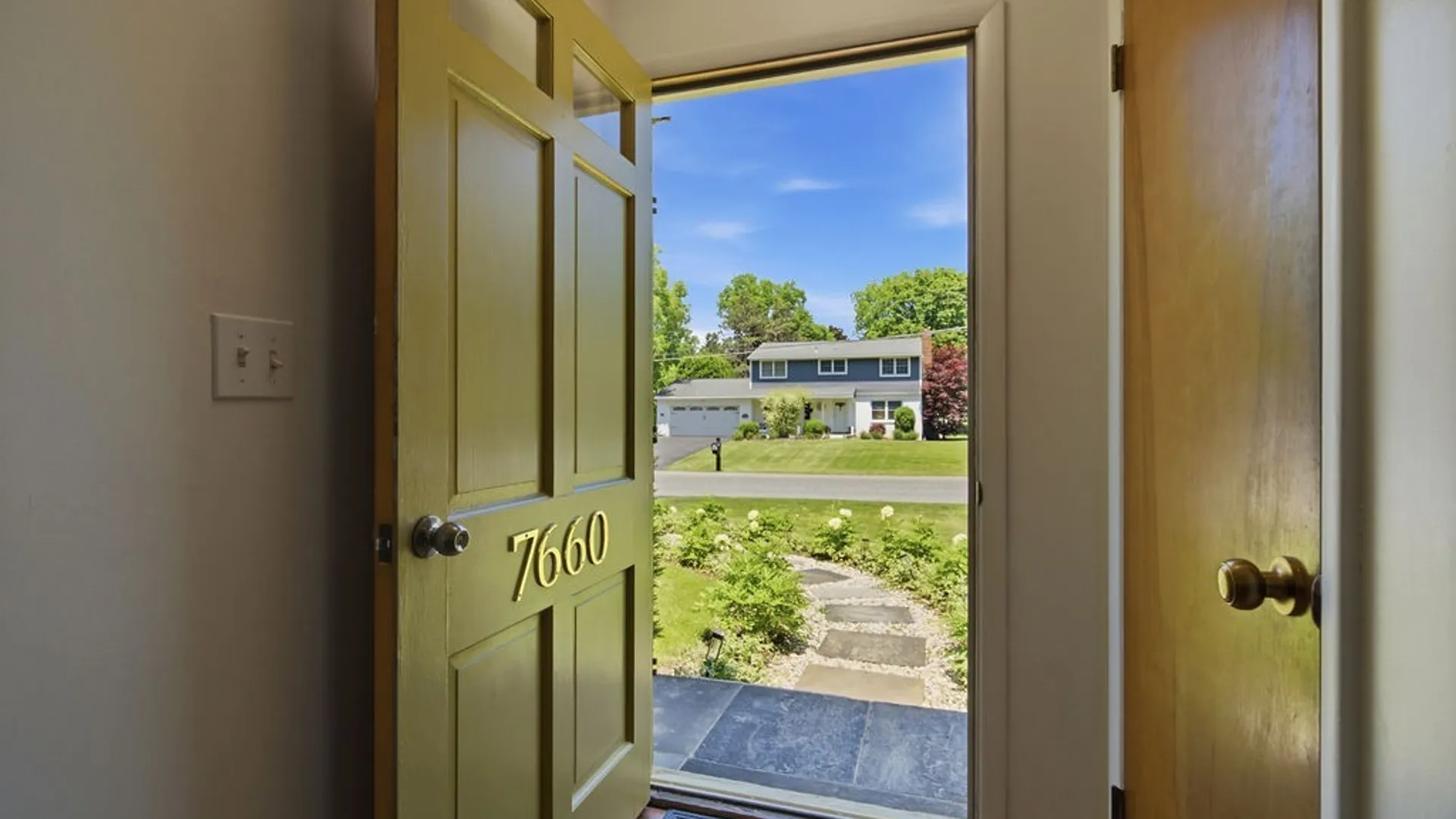 Property at 7660 Somerset Lane, Manlius, NY 13104 4