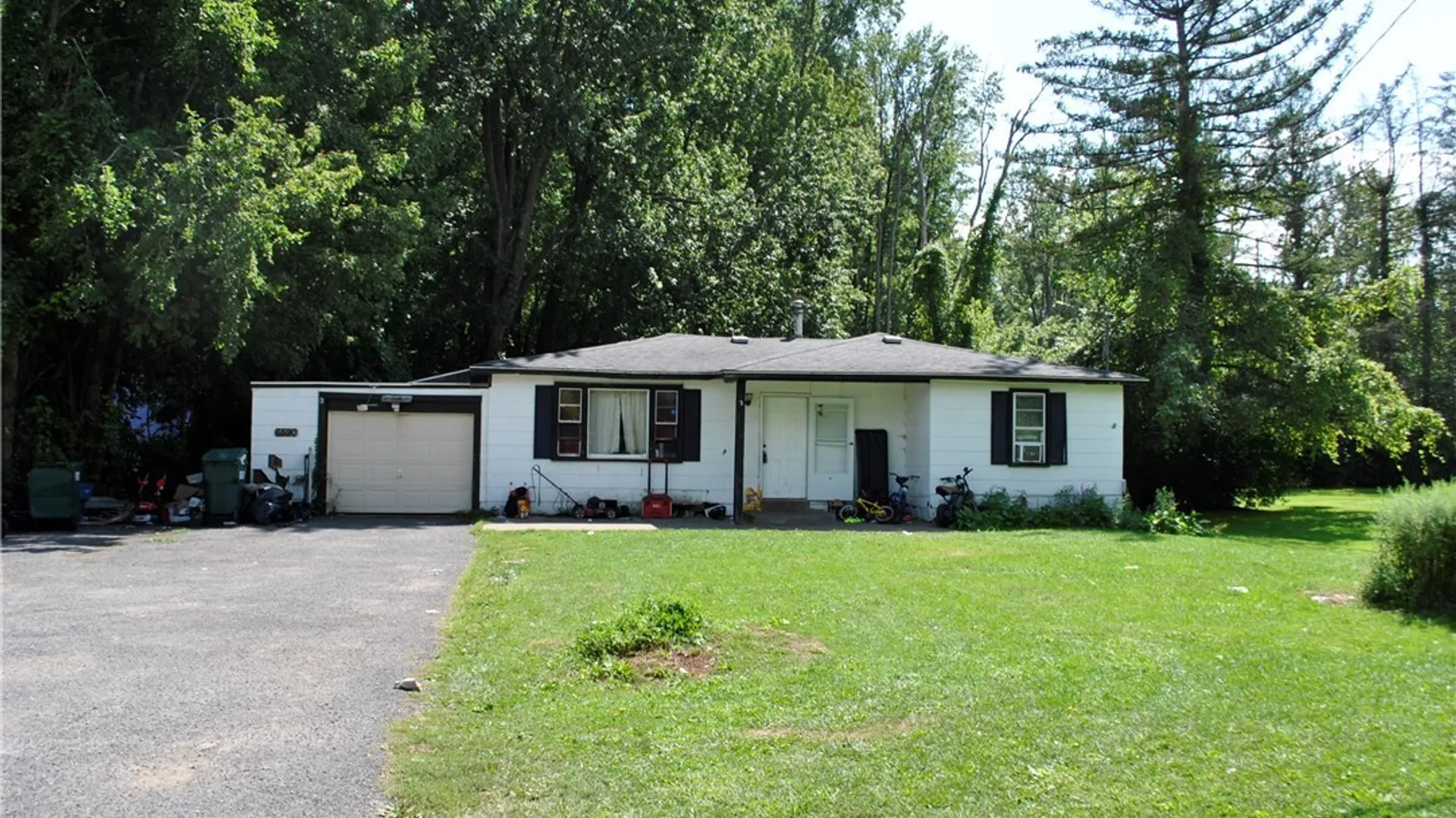 Property at 6590 Kirkville Road, DeWitt, NY 13057 3