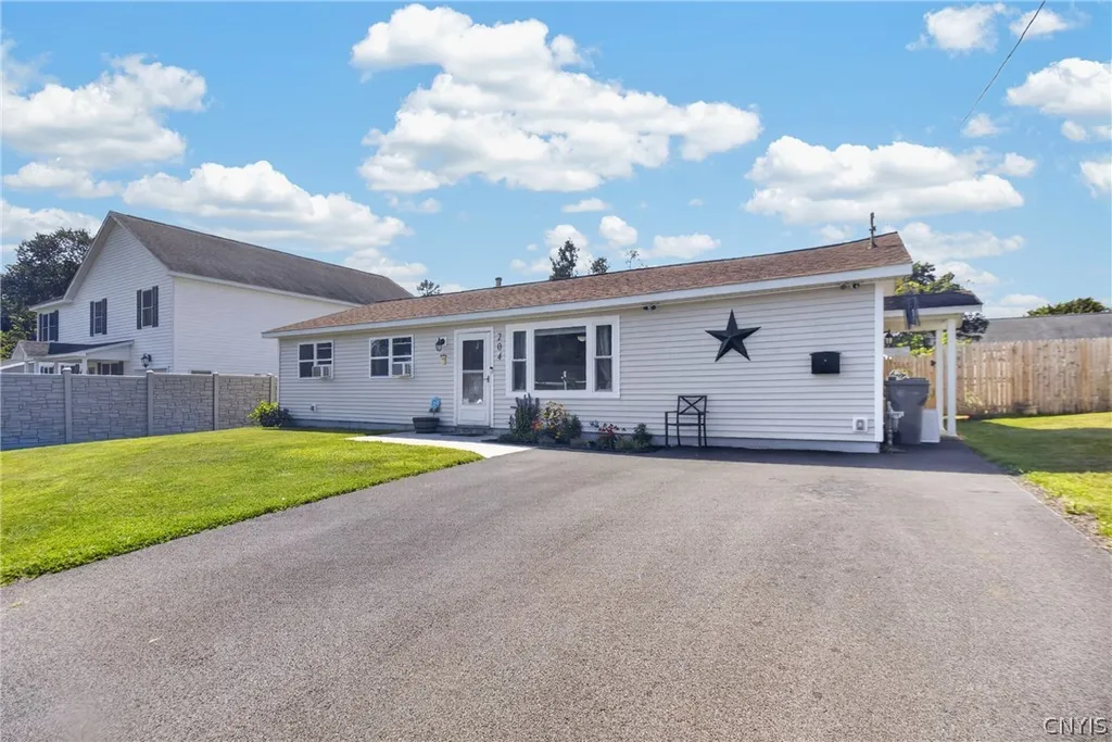 Property at 204 Lyndale Drive, Rome, NY 13440