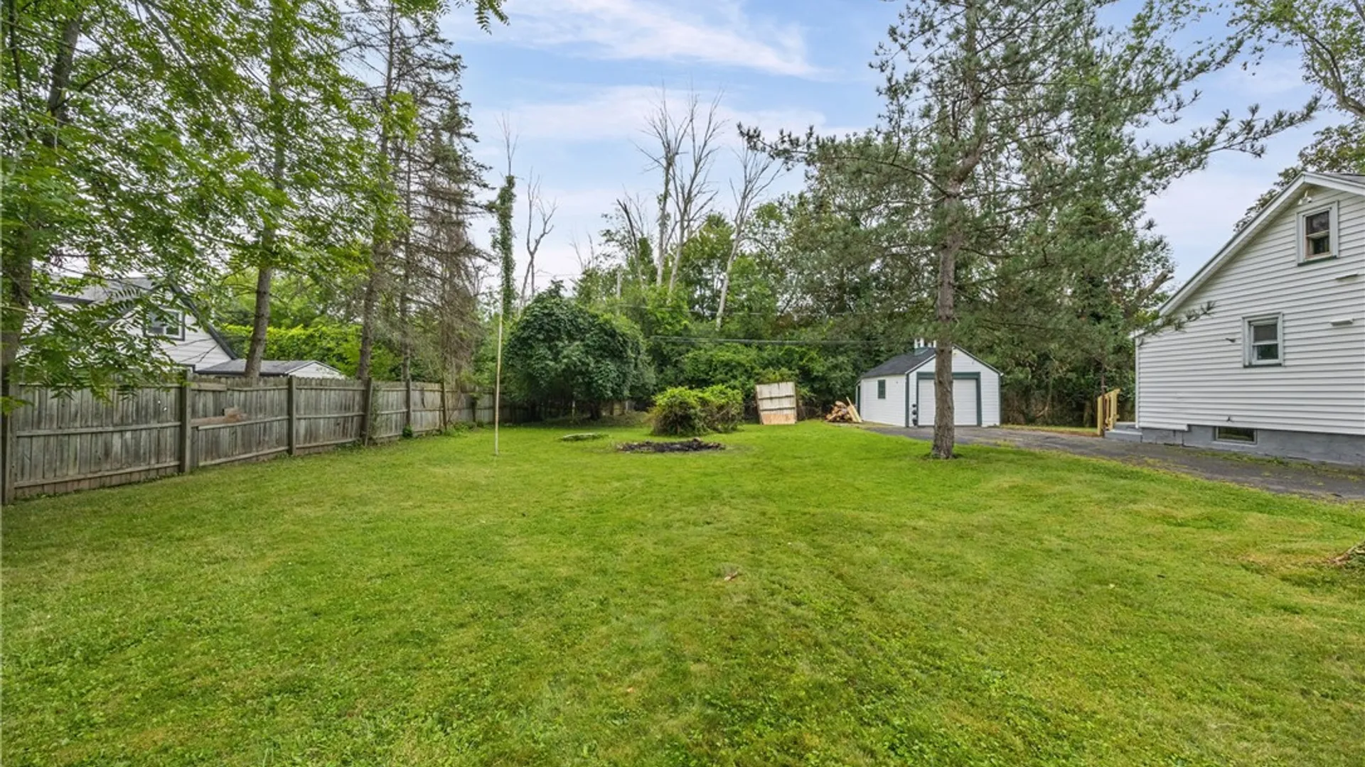 Property at 146 Cobb Terrace, Brighton, NY 14620 24