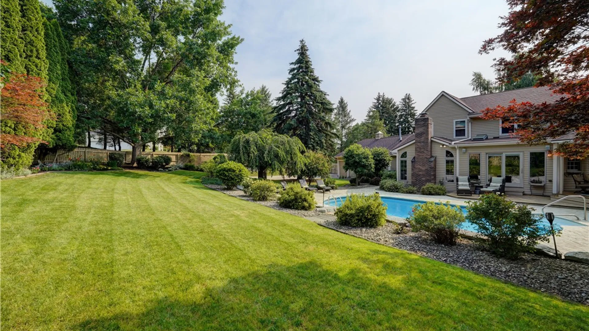 Property at 9 Foxboro Lane, Perinton, NY 14450 9