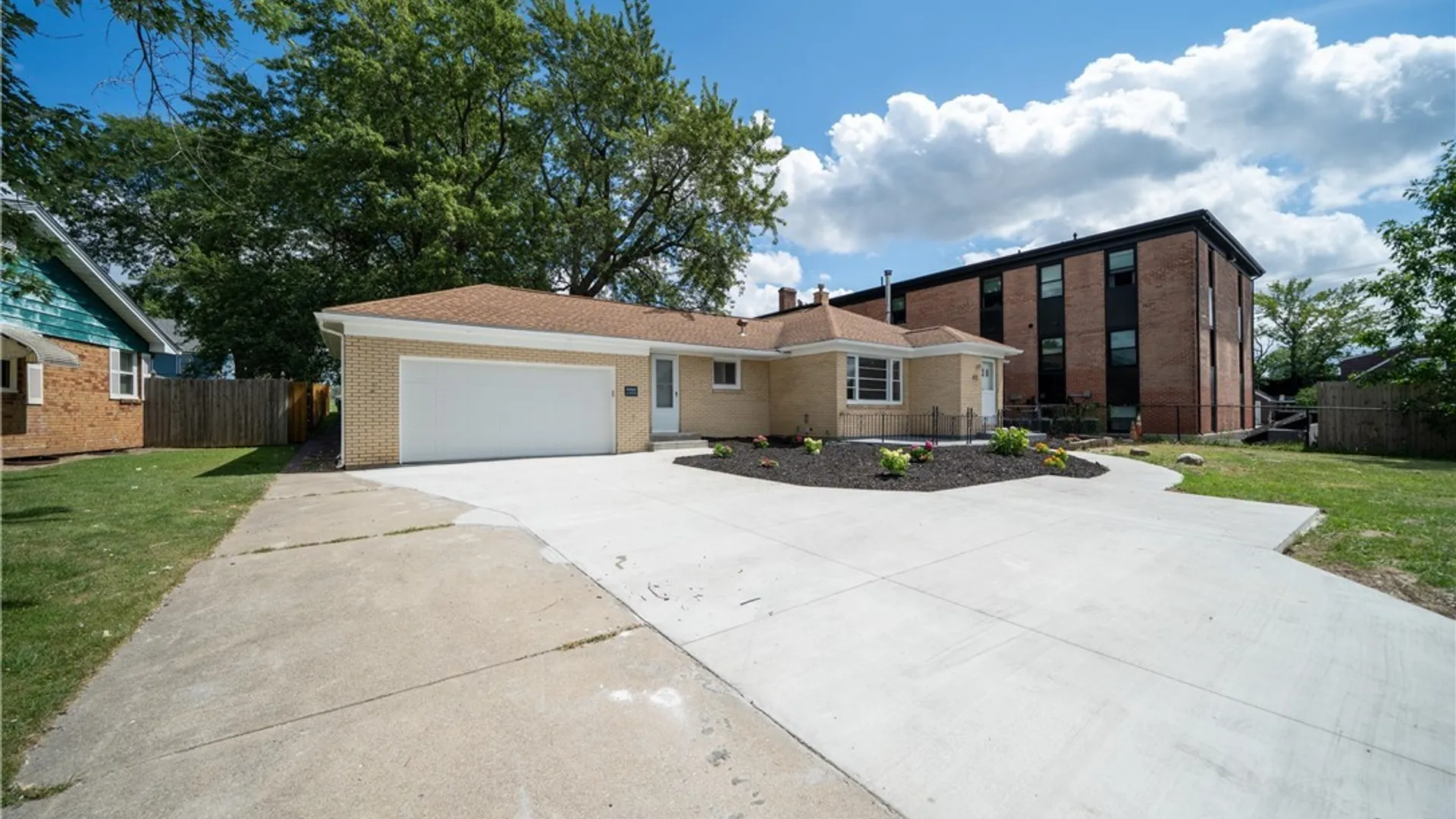 Property at 577 Delaware Street, Tonawanda, NY 14150 7