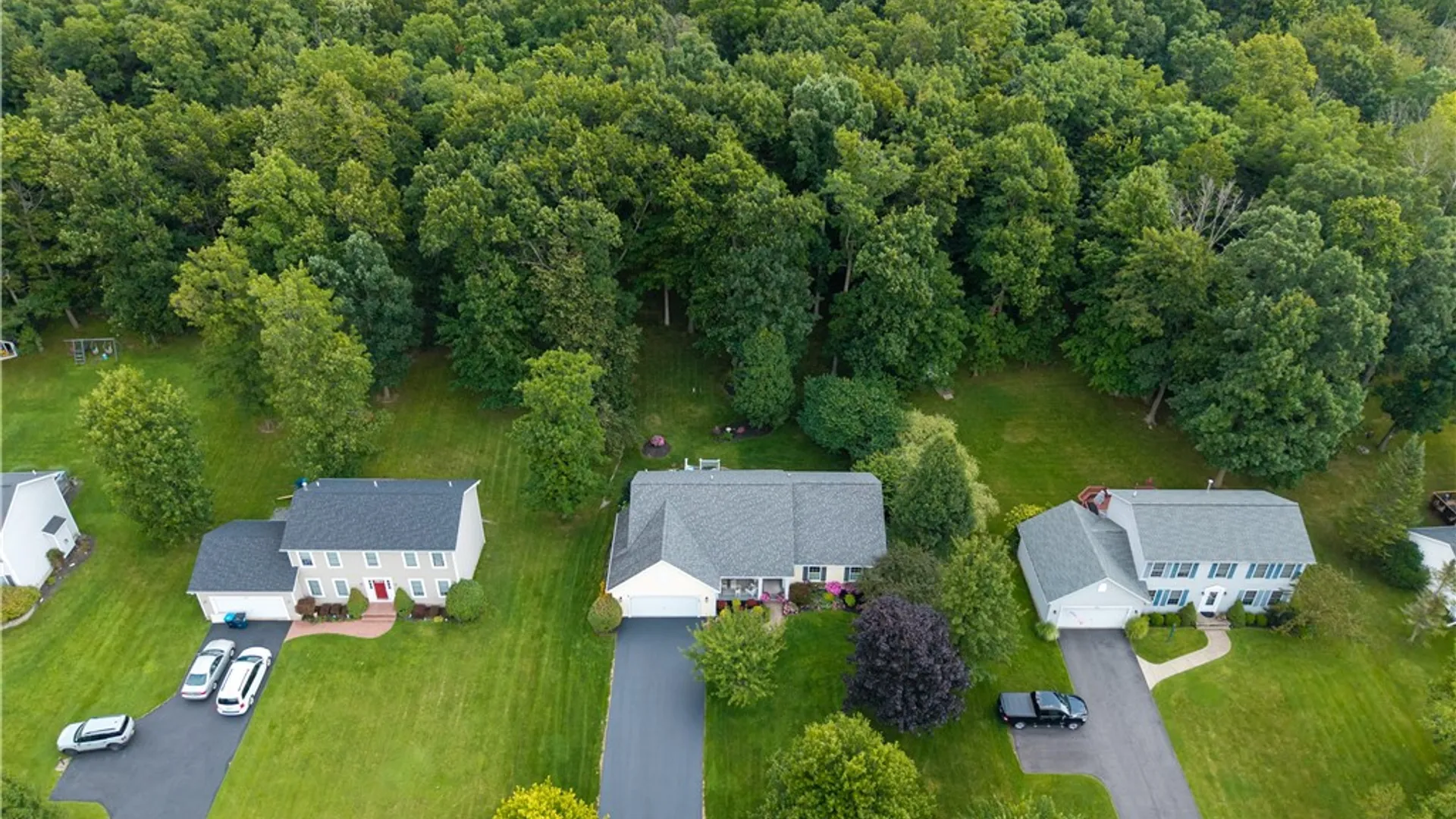 Property at 130 Longview Blvd Boulevard, Livonia, NY 14487 43