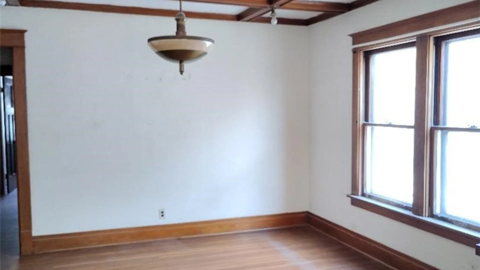 Property at 1568 Elmwood Avenue, Buffalo, NY 14207 22