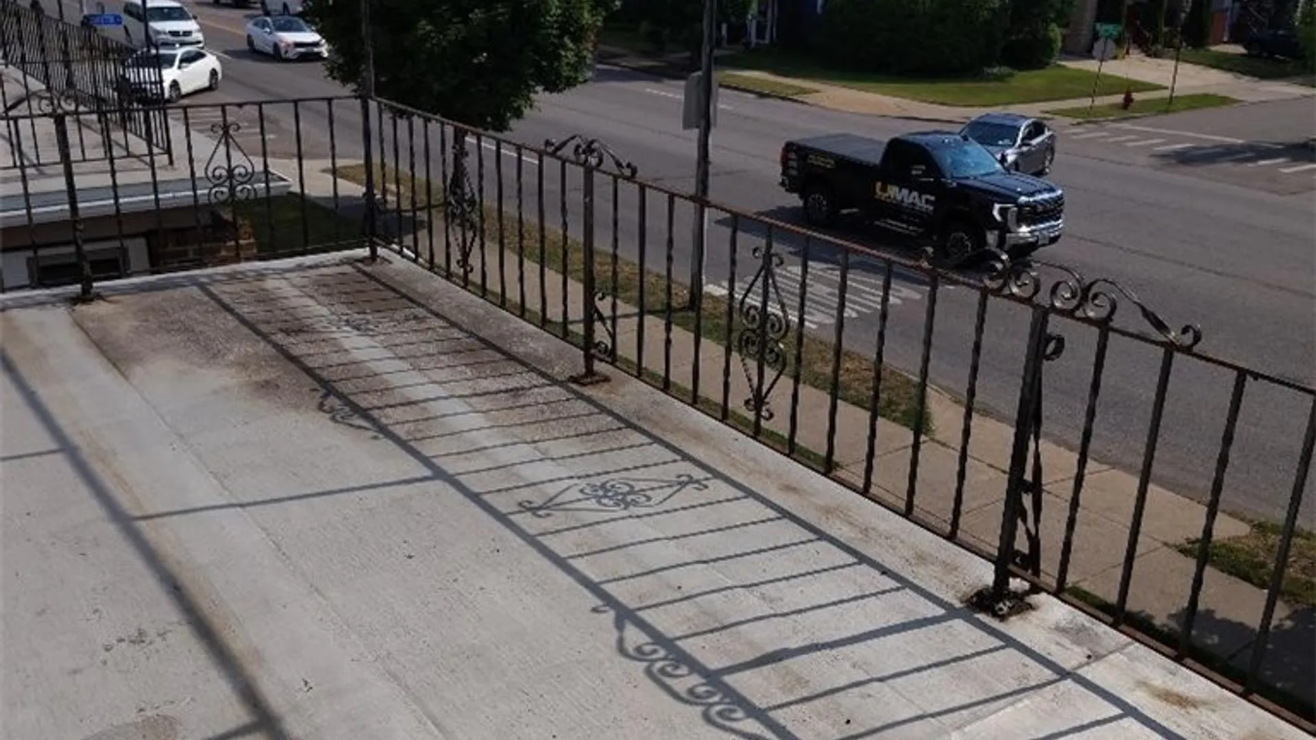 Property at 1568 Elmwood Avenue, Buffalo, NY 14207 24