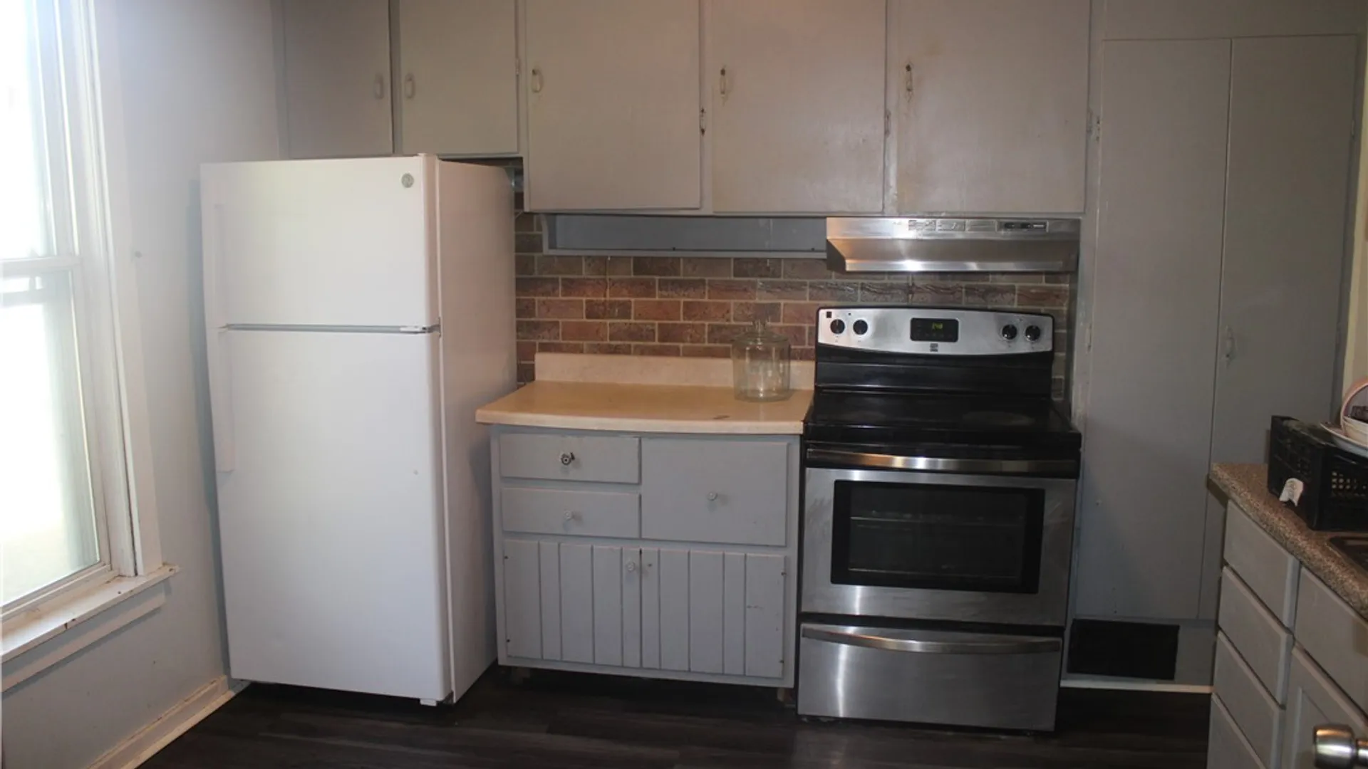 Property at 437 Clarendon Street, Syracuse, NY 13210 6