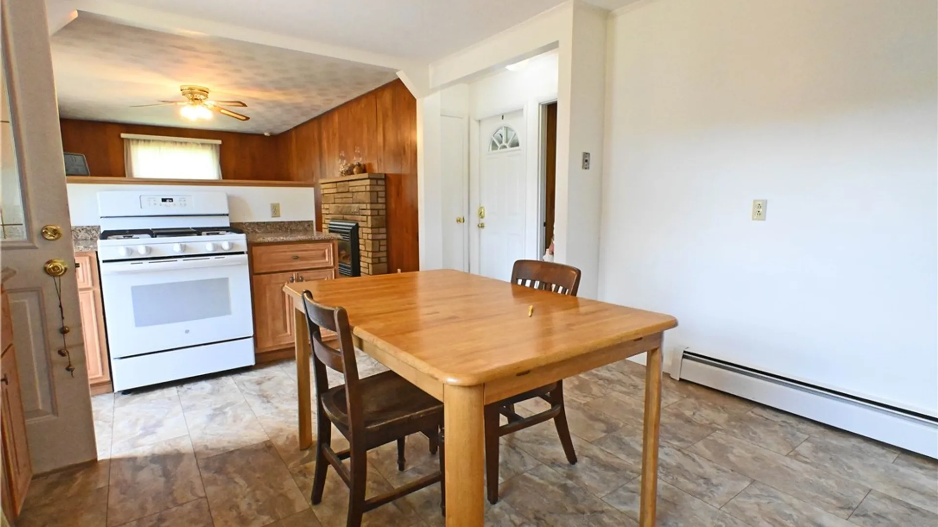 Property at 2 Cayuga Drive, Big Flats, NY 14845 18