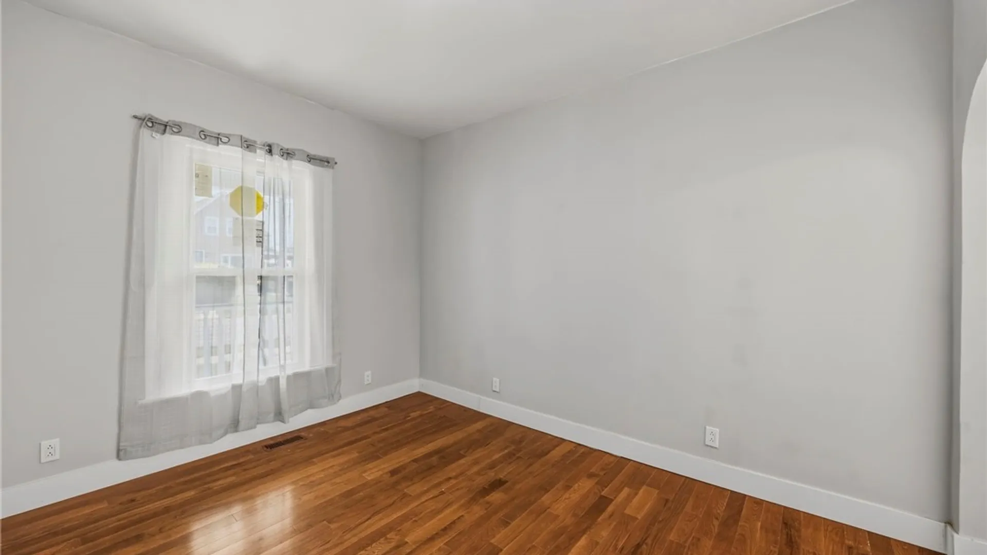 Property at 284 Hazelwood Avenue, Buffalo, NY 14215 8