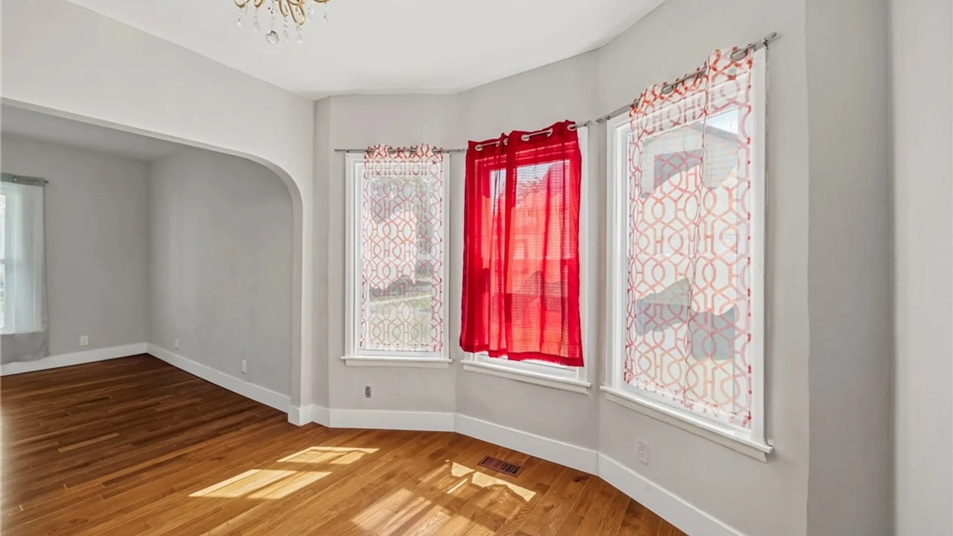 Property at 284 Hazelwood Avenue, Buffalo, NY 14215 11