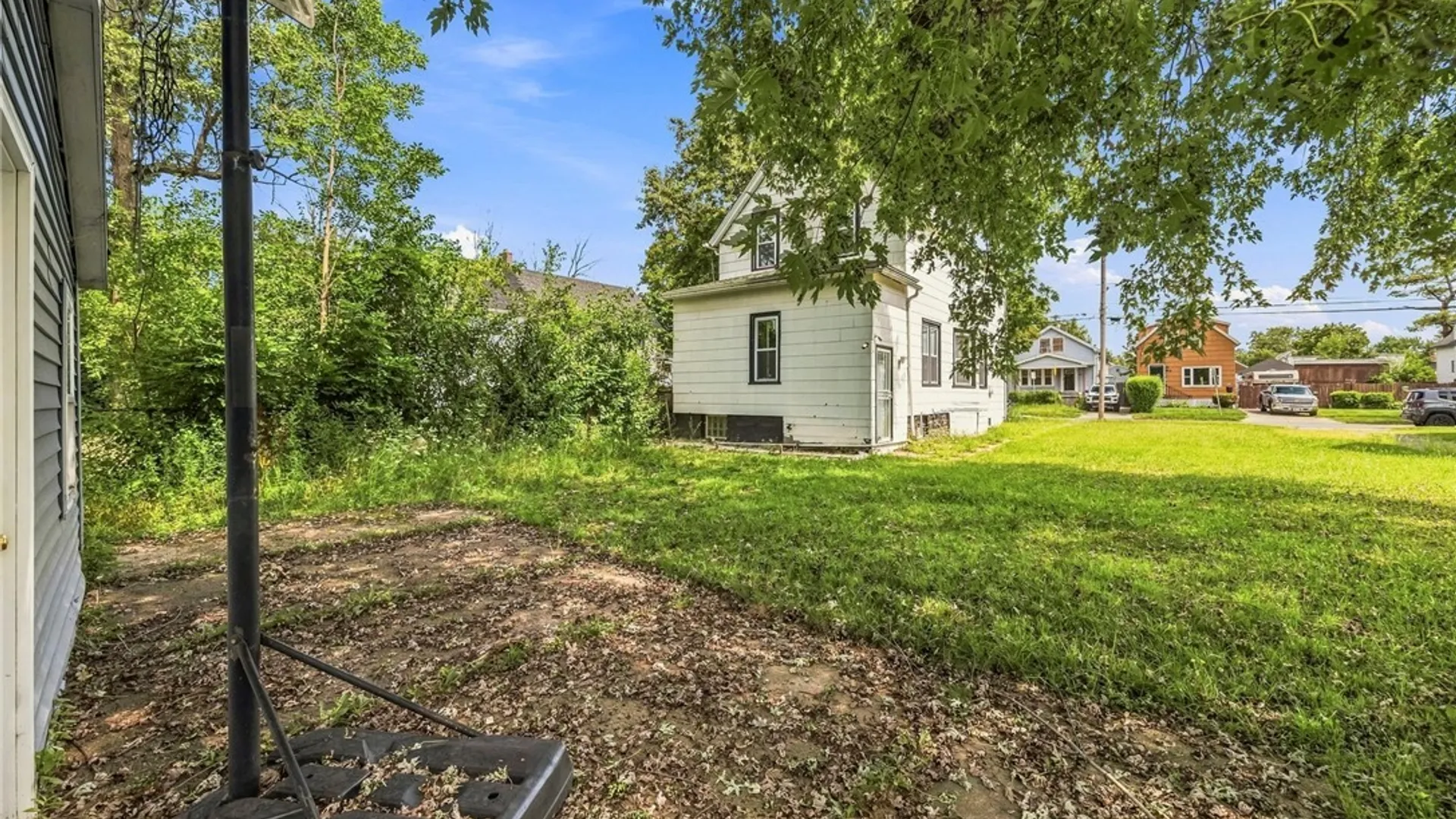 Property at 284 Hazelwood Avenue, Buffalo, NY 14215 37