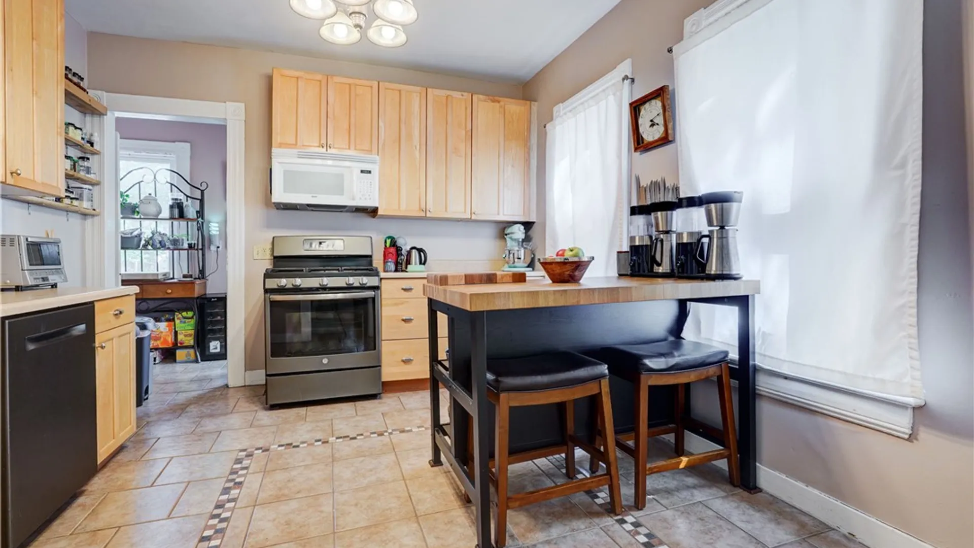 Property at 132 Boardman Street, Rochester, NY 14607 7