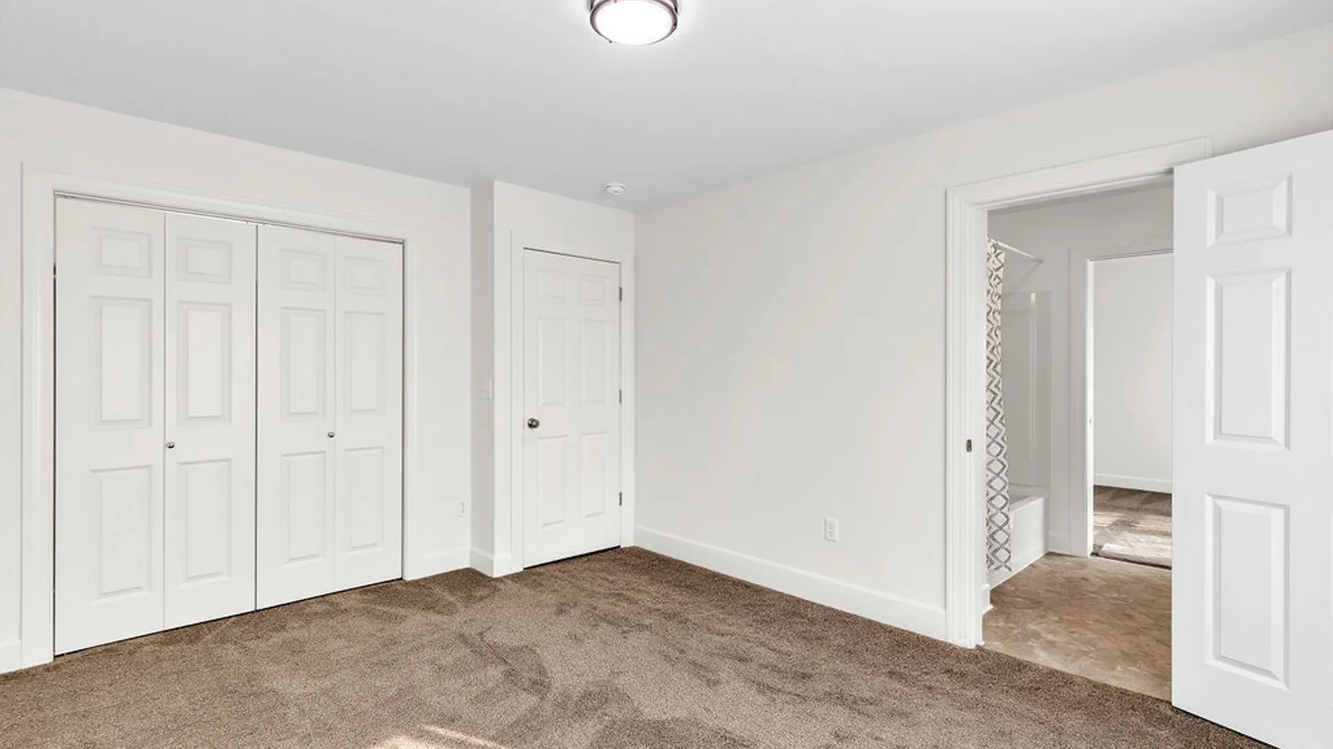 Property at 4017 West River Parkway, Grand Island, NY 14072 27