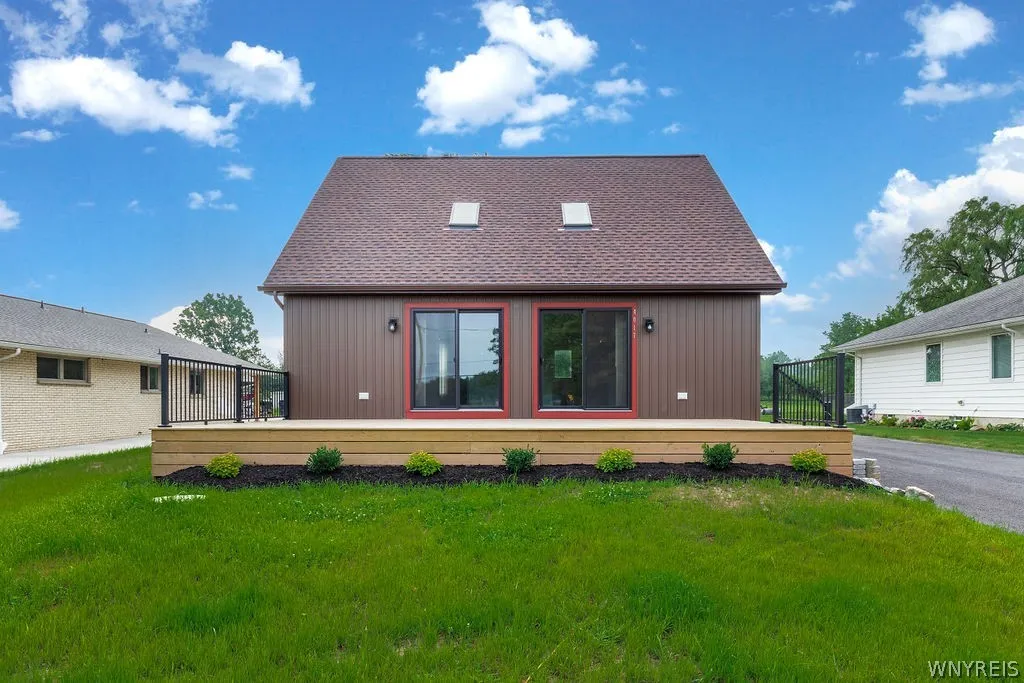 Property at 4017 West River Parkway, Grand Island, NY 14072