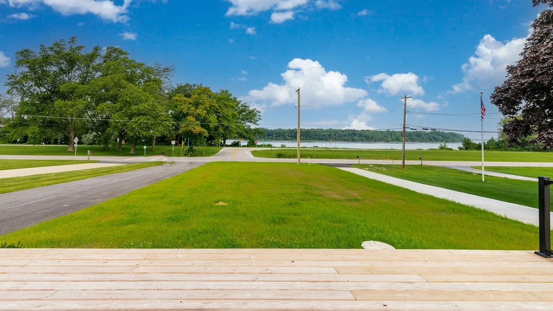 Property at 4017 West River Parkway, Grand Island, NY 14072 5