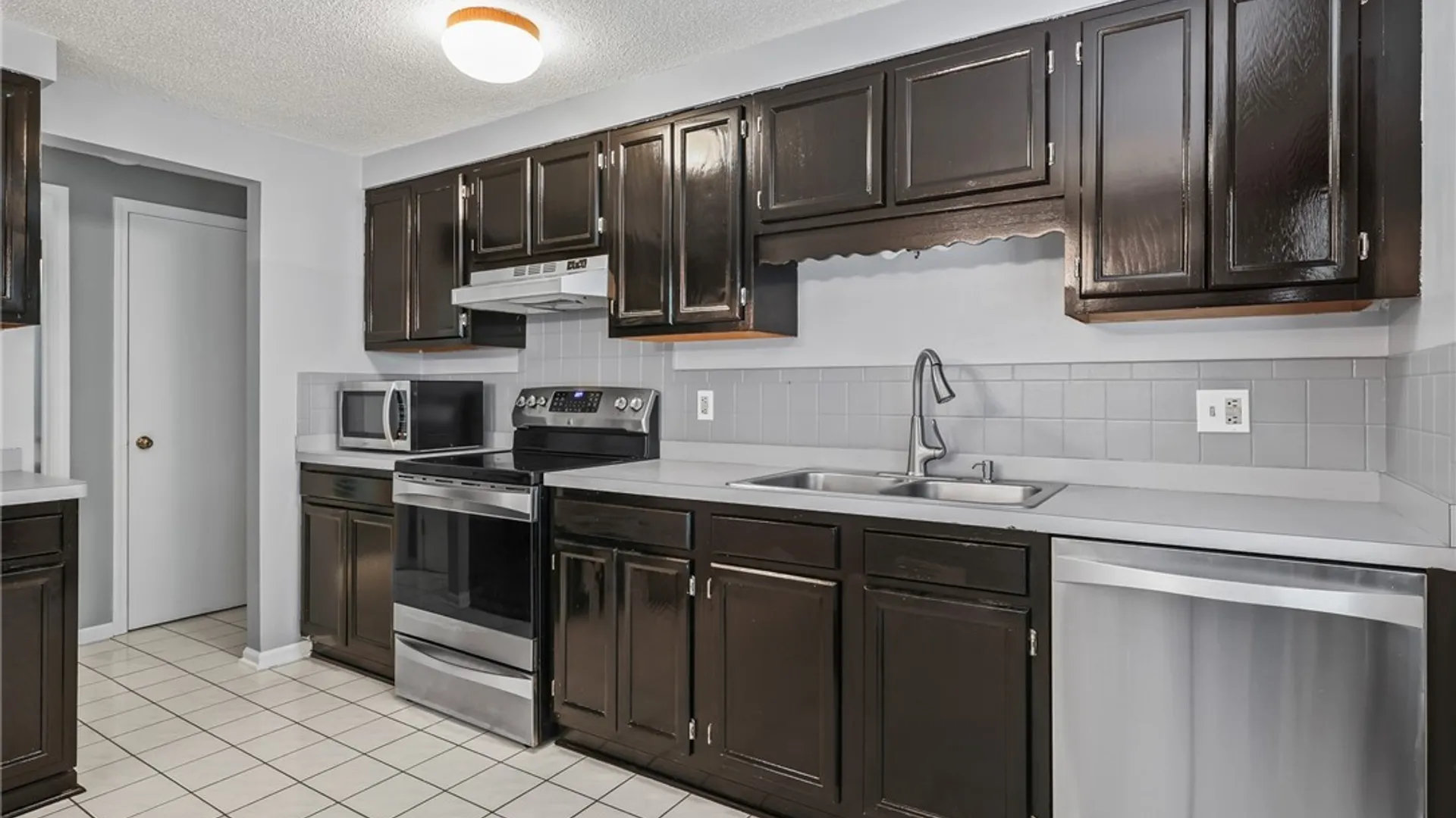 Property at 287 Wimbledon Court, West Seneca, NY 14224 19