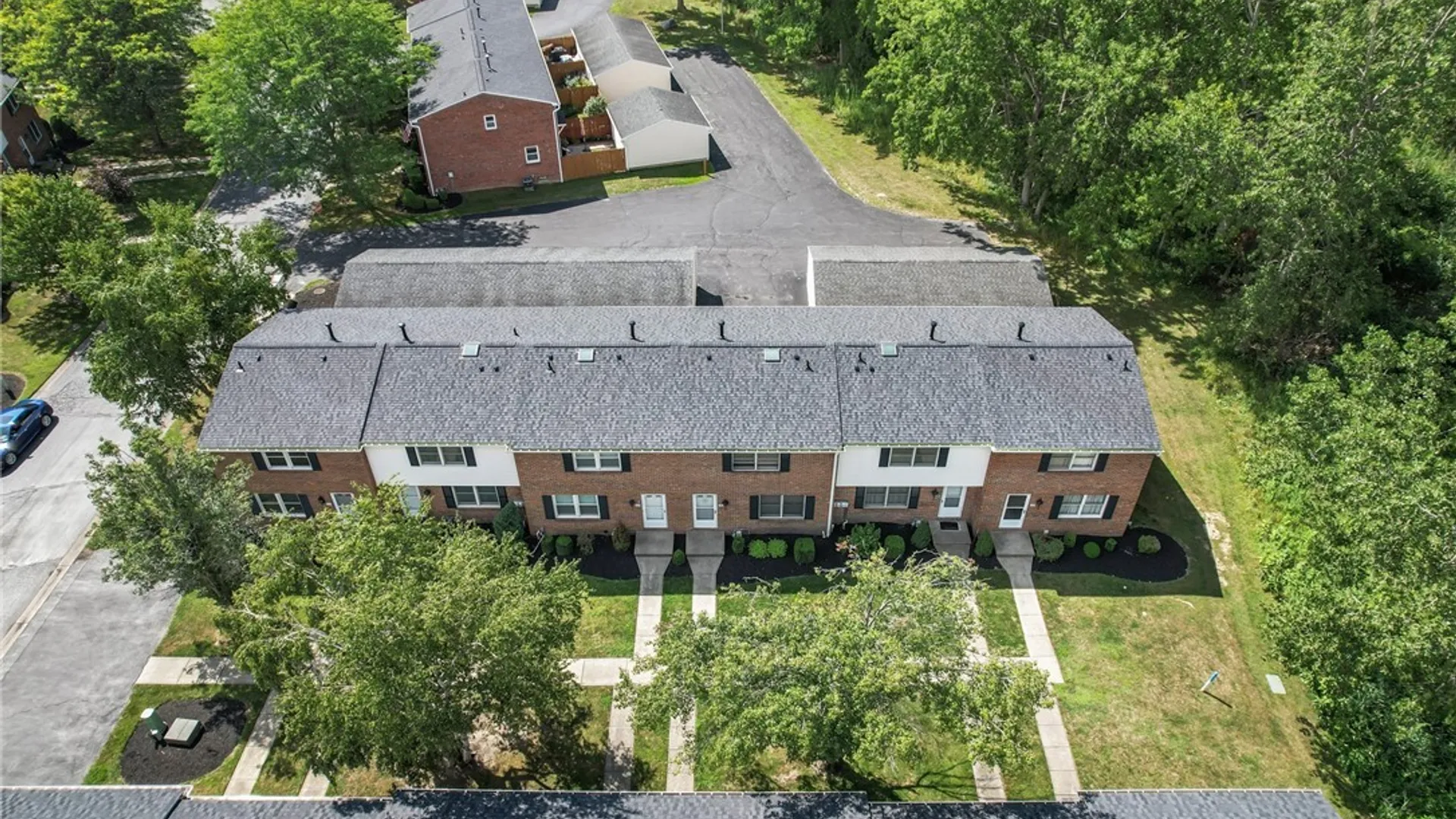 Property at 287 Wimbledon Court, West Seneca, NY 14224 42