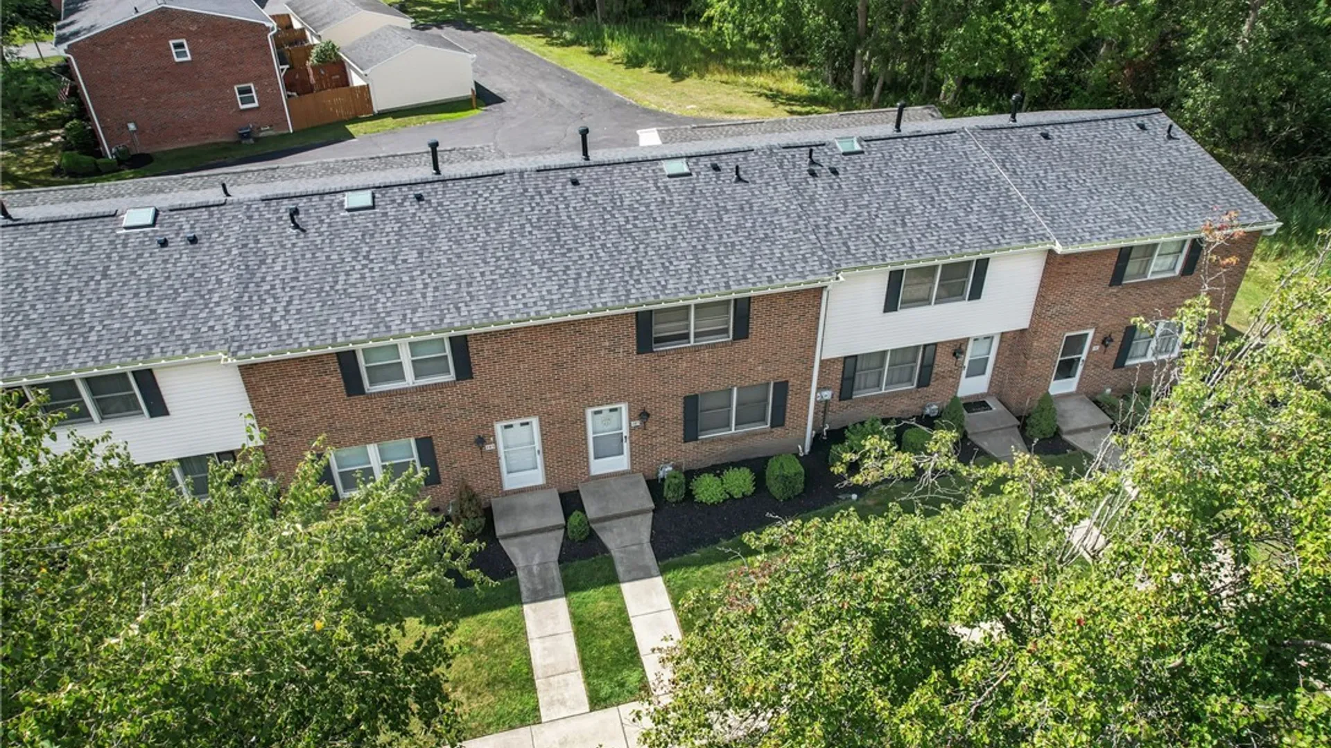 Property at 287 Wimbledon Court, West Seneca, NY 14224 43