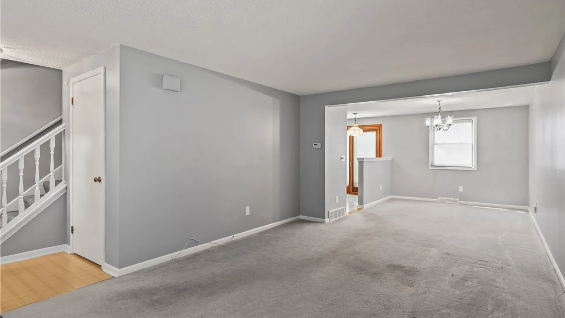 Property at 287 Wimbledon Court, West Seneca, NY 14224 8