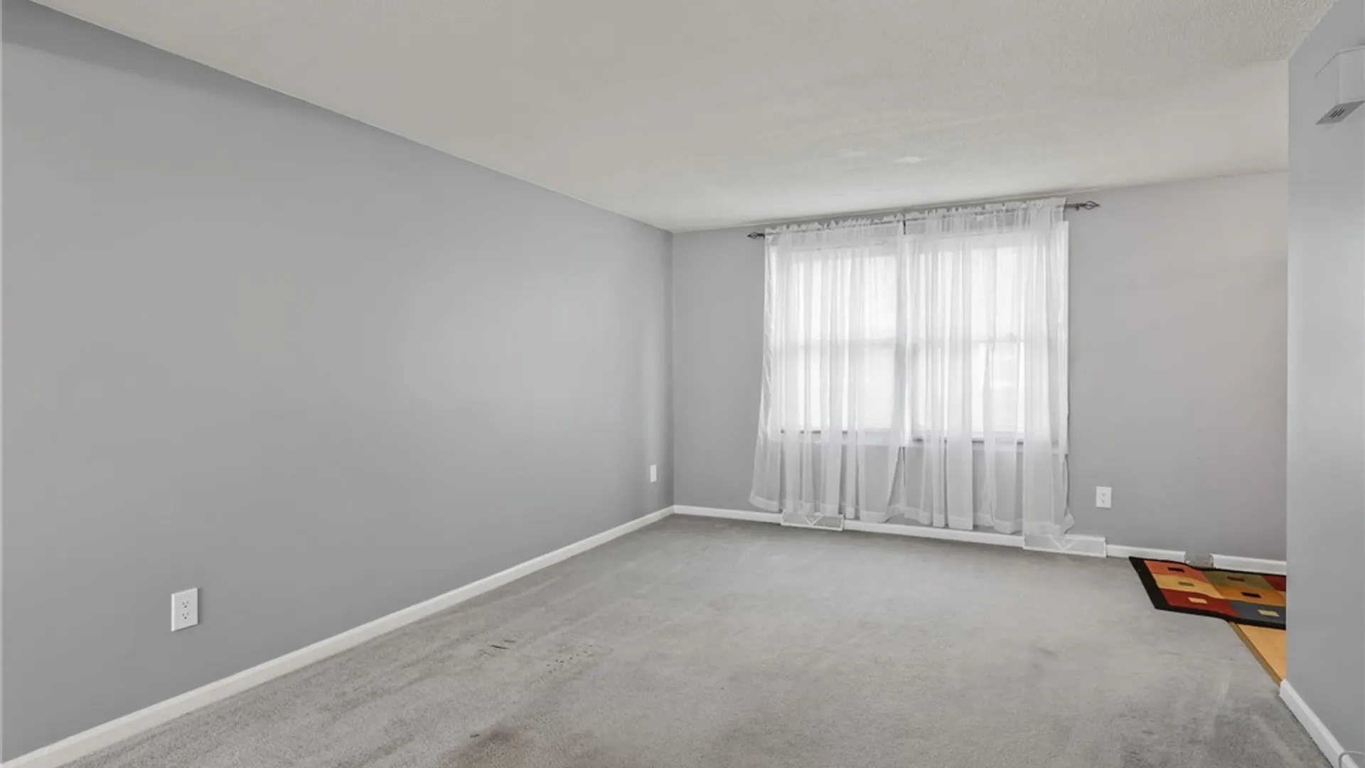 Property at 287 Wimbledon Court, West Seneca, NY 14224 12