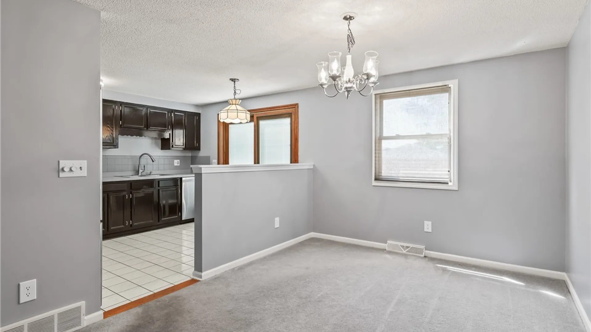 Property at 287 Wimbledon Court, West Seneca, NY 14224 15