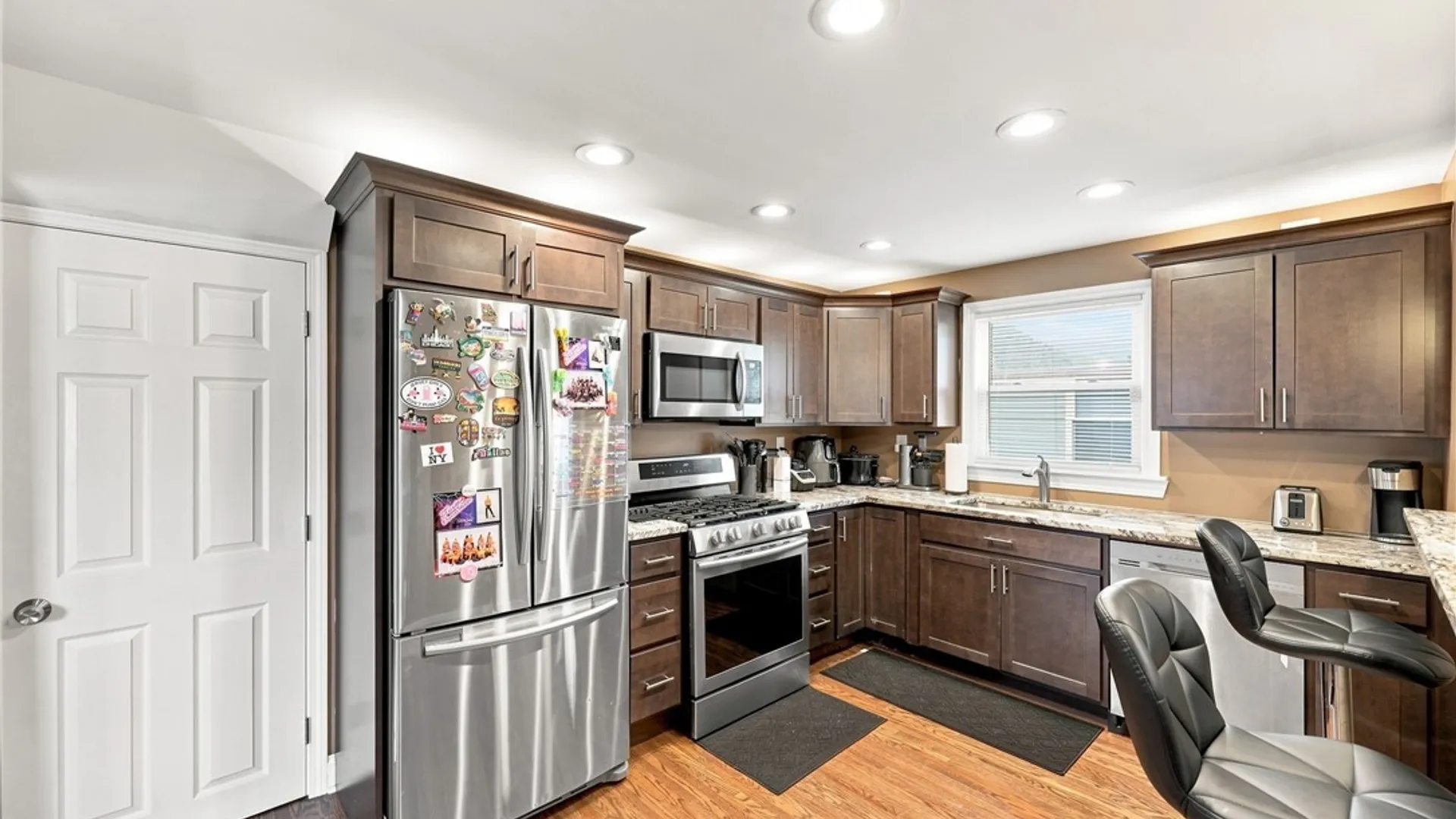 Property at 42 Lindbergh Court, Cheektowaga, NY 14225 5