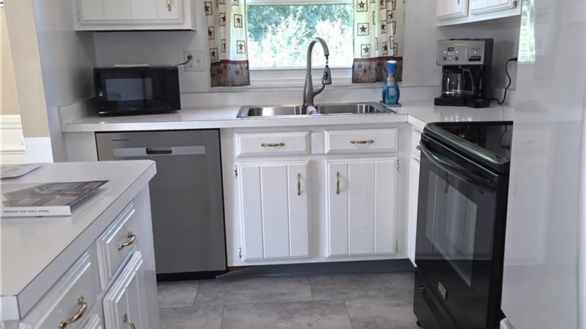 Property at 486 Pine Circle Extension, Big Flats, NY 14845 5