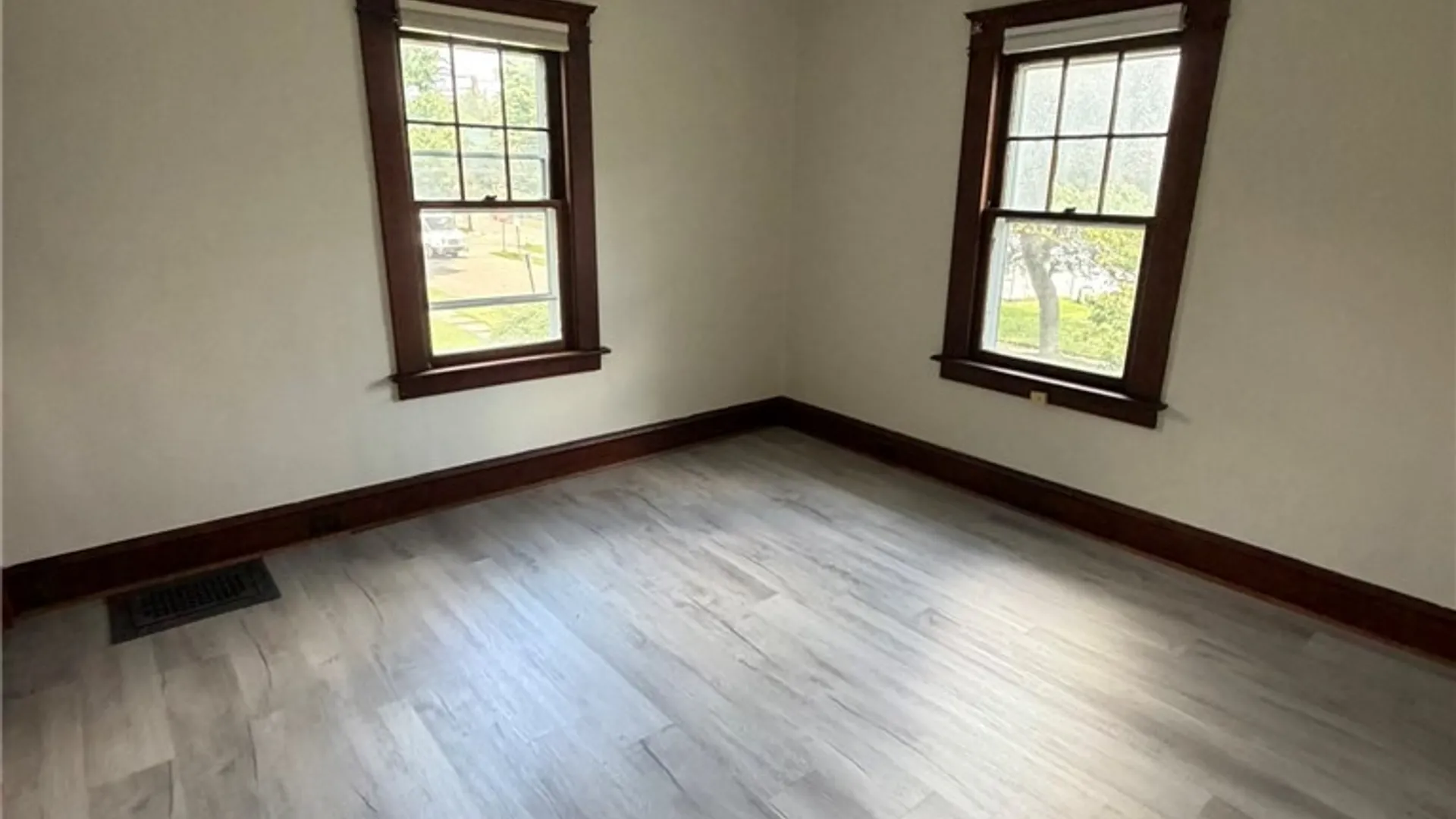Property at 975 Scio Street, Elmira City, NY 14901 20