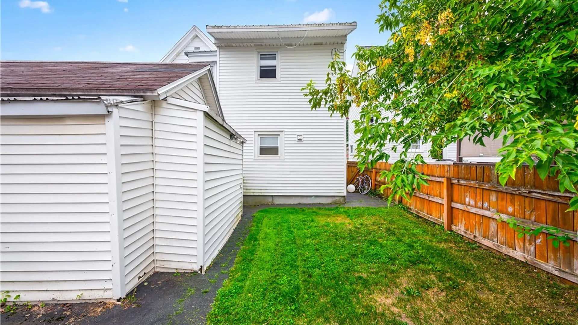 Property at 223 E Bloomfield Street, Rome, NY 13440 6